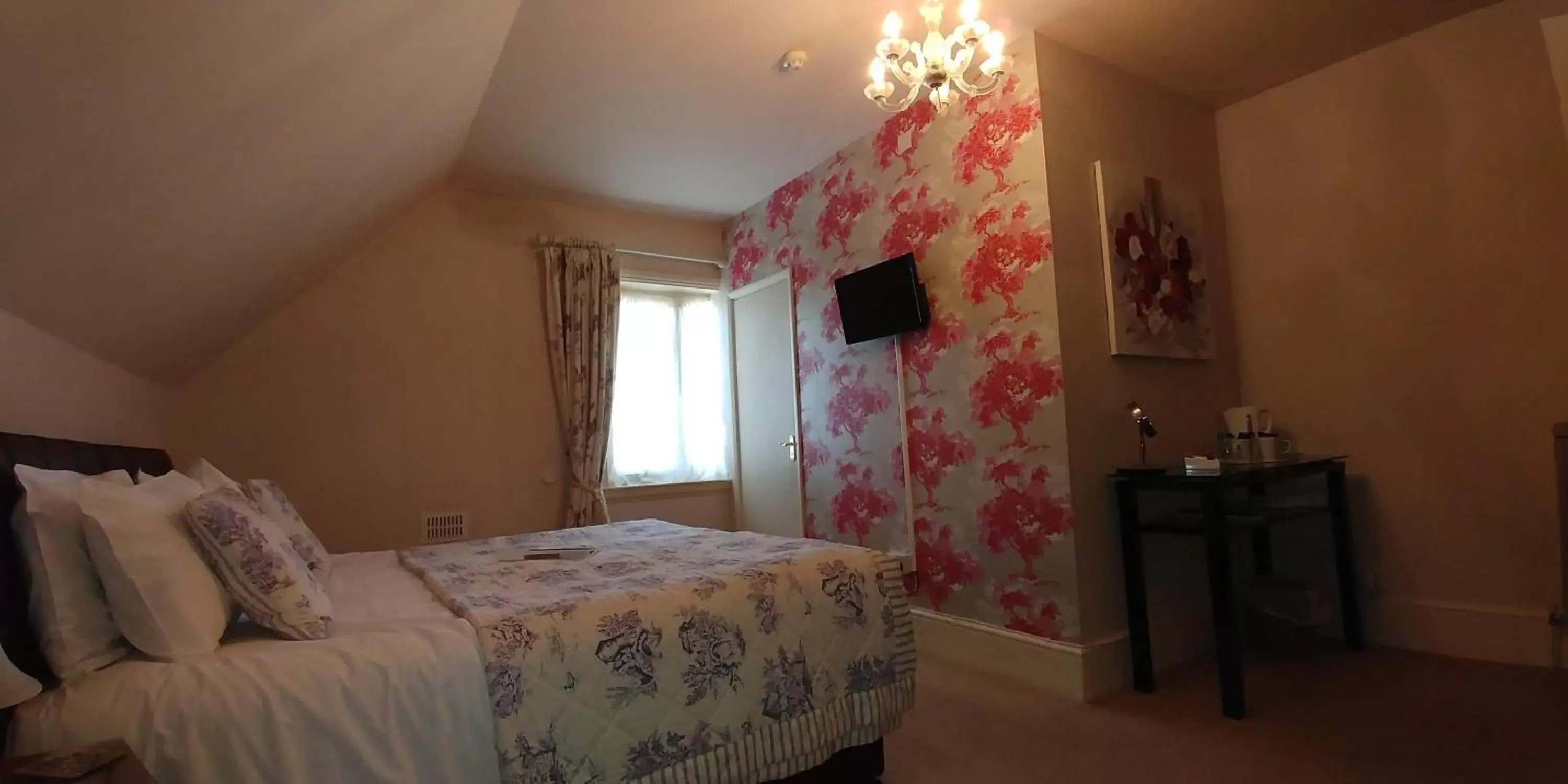 Bed in Blyth Hotel Bed in Blyth Hotel