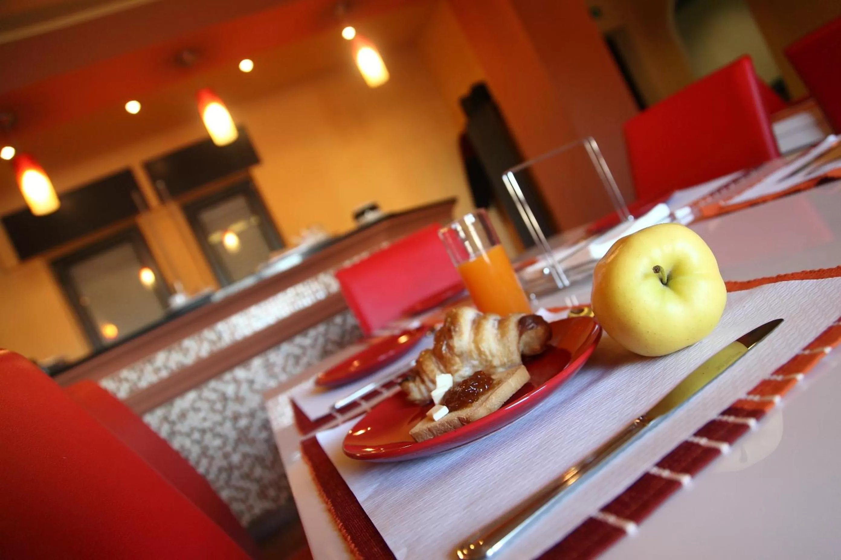 Food and drinks in Hotel Le Ceramiche