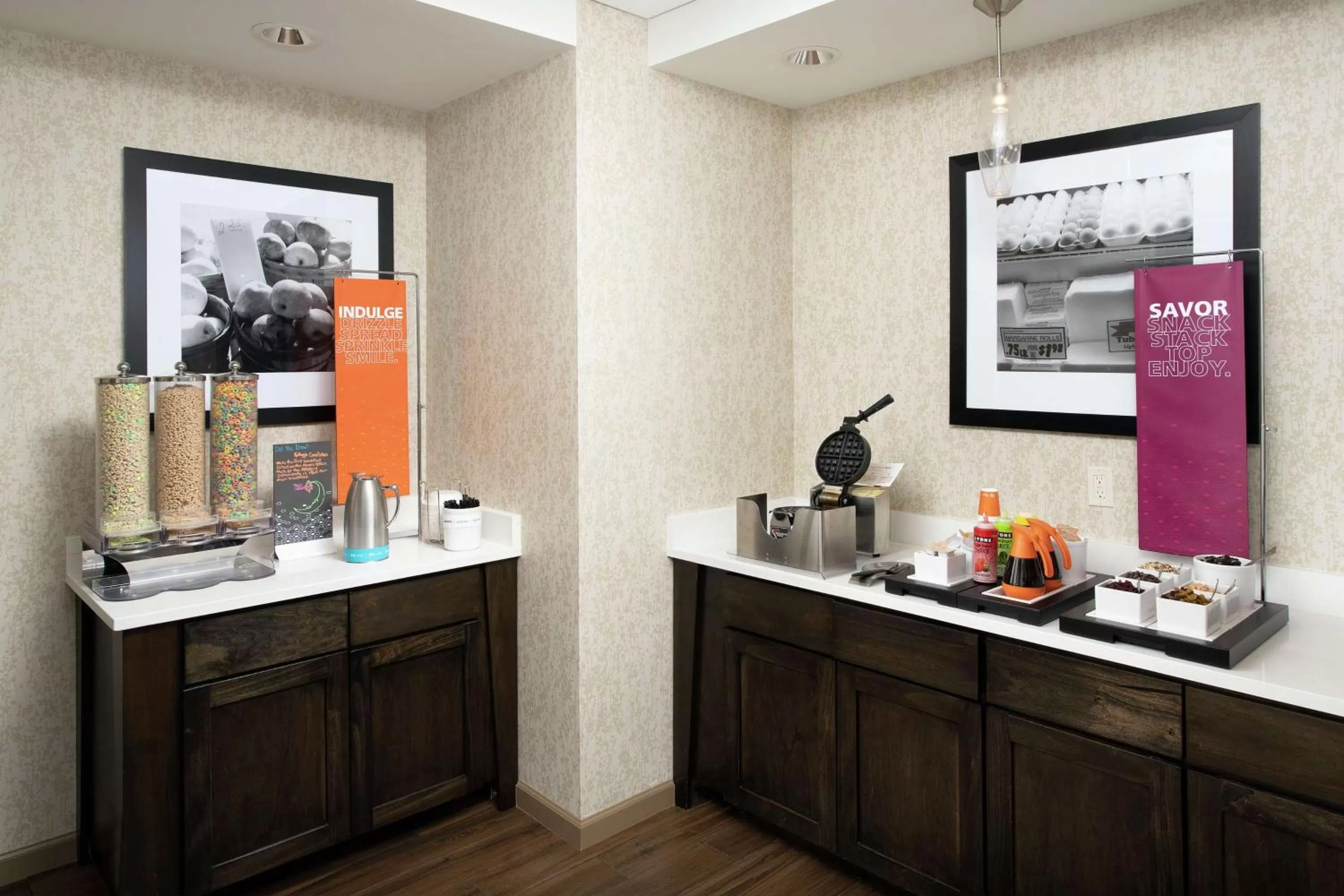 Breakfast in Hampton Inn Denver Tech Center South