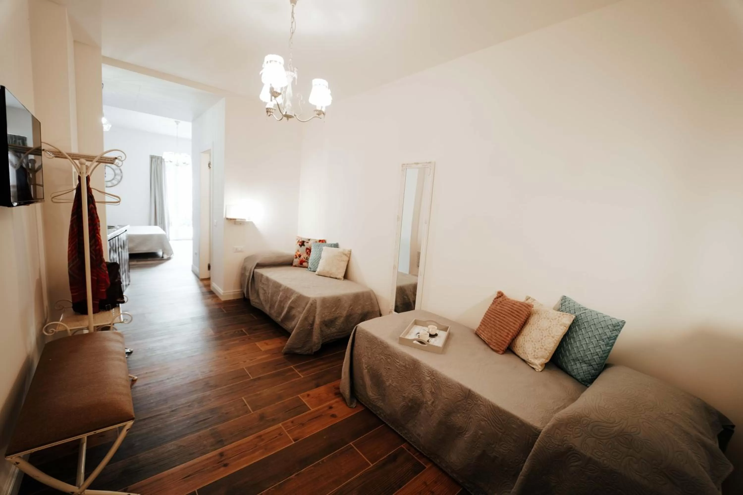 Photo of the whole room, Seating Area in ALMASOL - Charme Experience