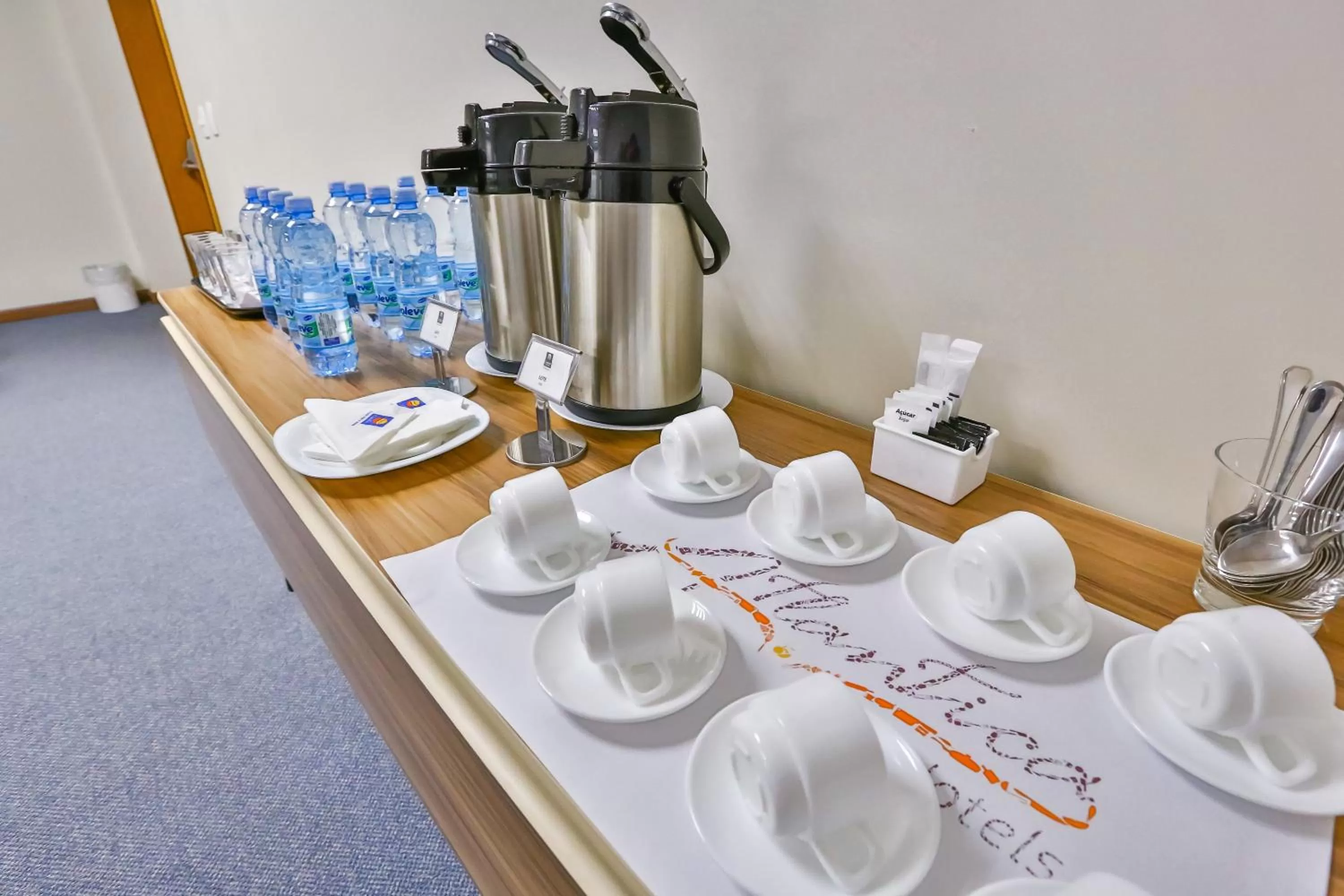 Coffee/tea facilities in Comfort Mogi Guaçu