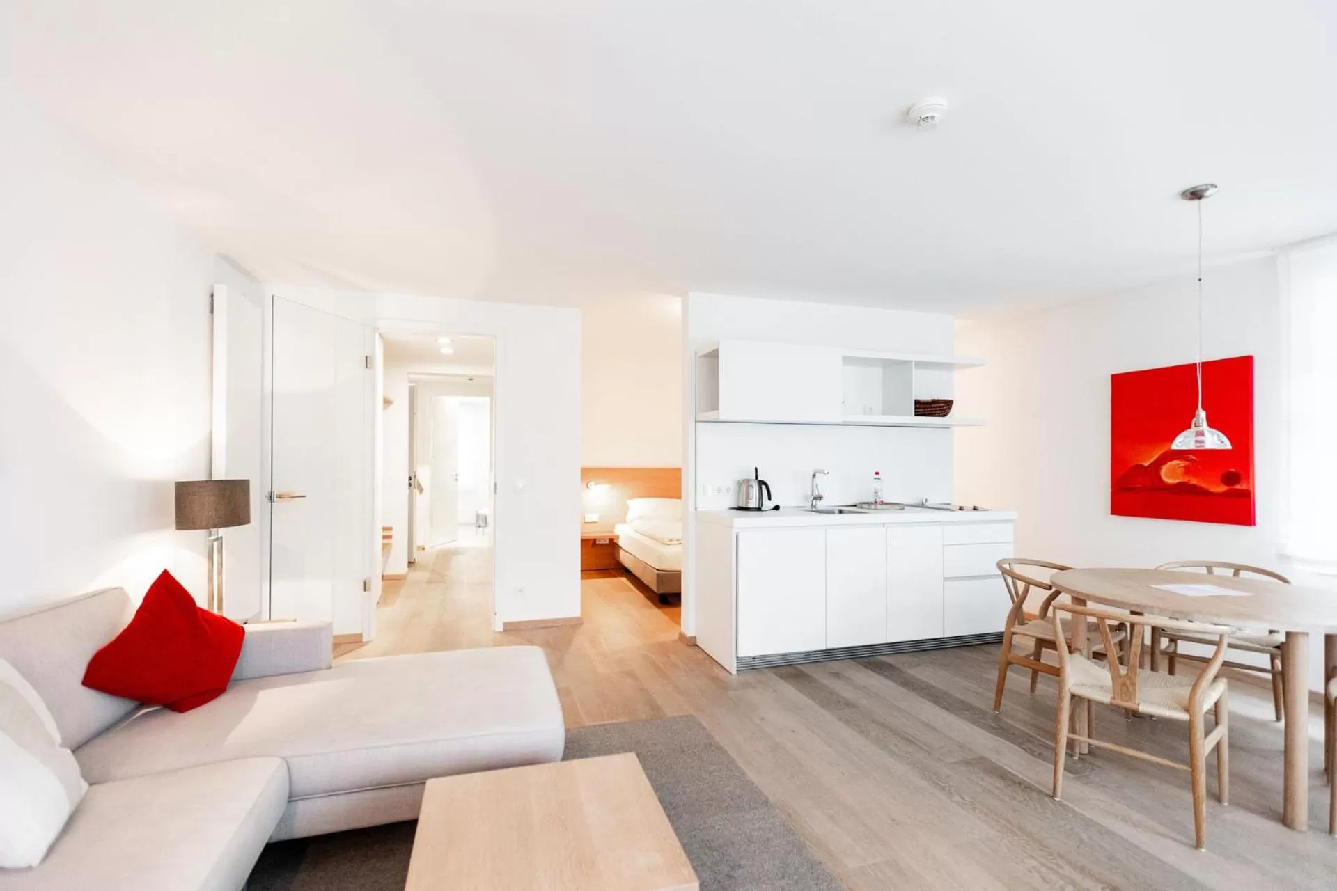 Photo of the whole room, Seating Area in Hotel Stadt Kassel