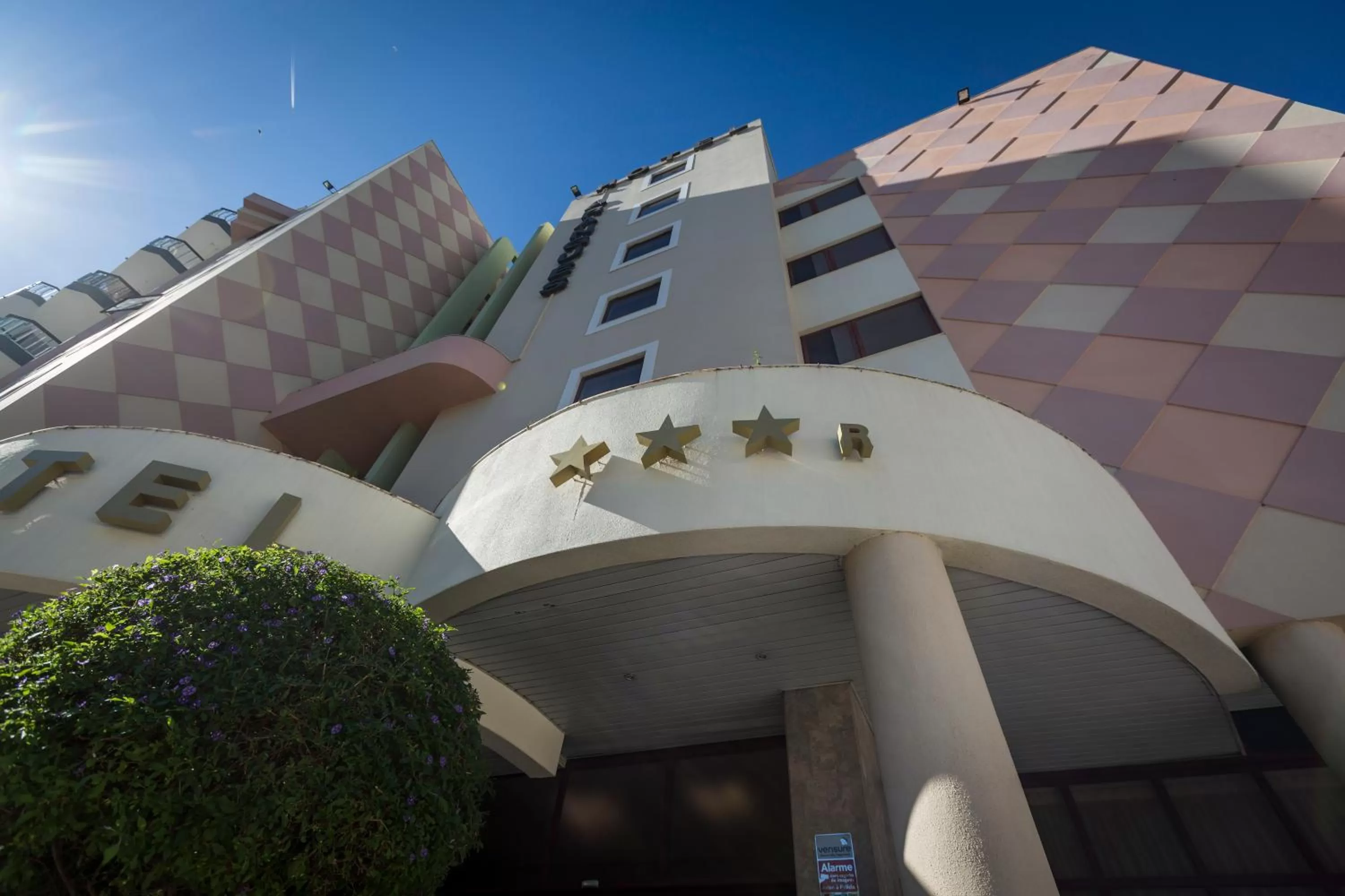 Facade/entrance in Hotel Arangues