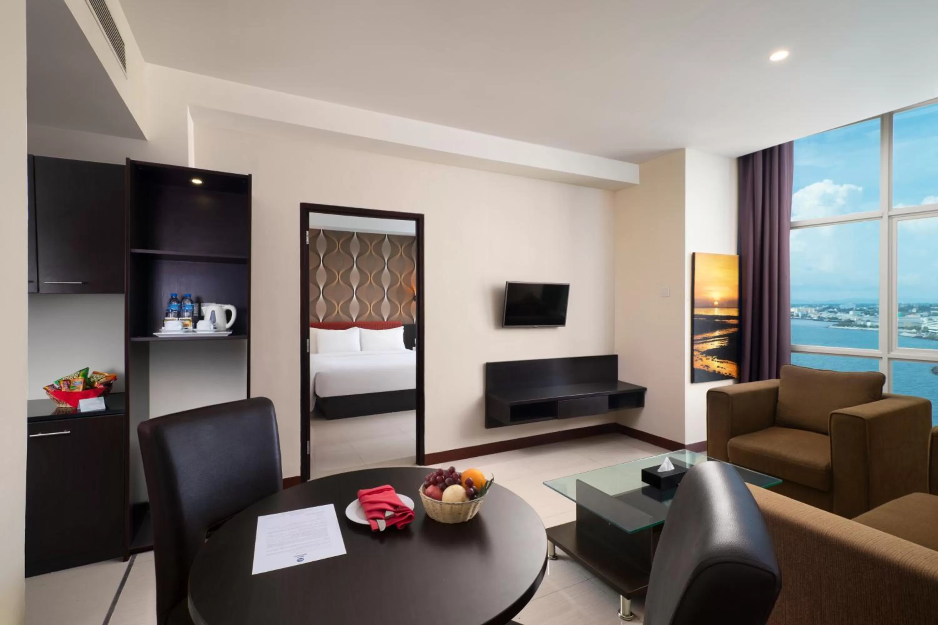 Living room in Best Western The Lagoon Hotel