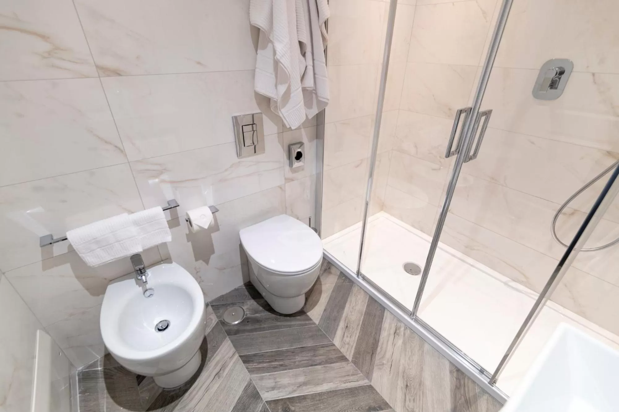 Bathroom in Eccelso Hotel