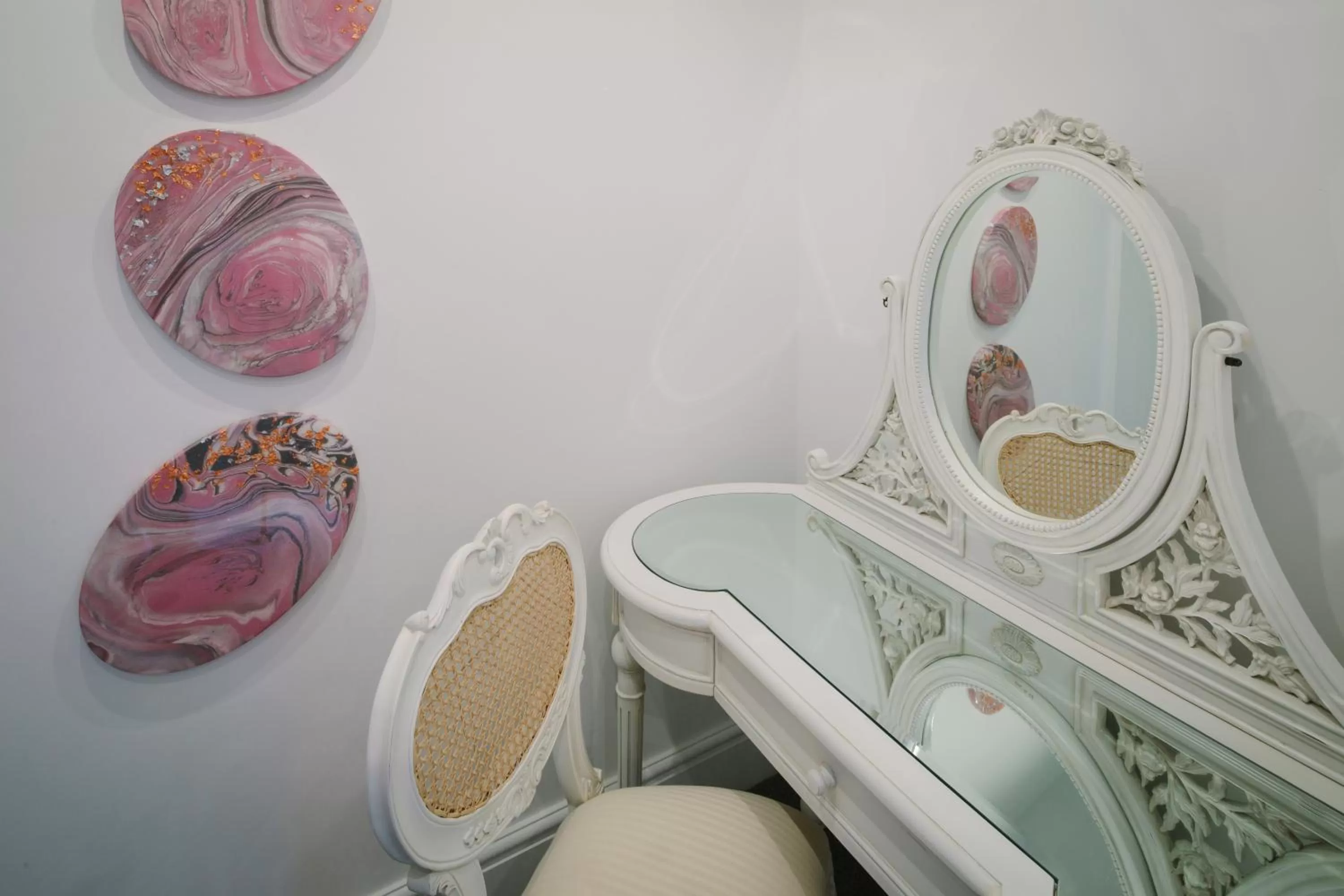 Decorative detail in Absoluxe Suites