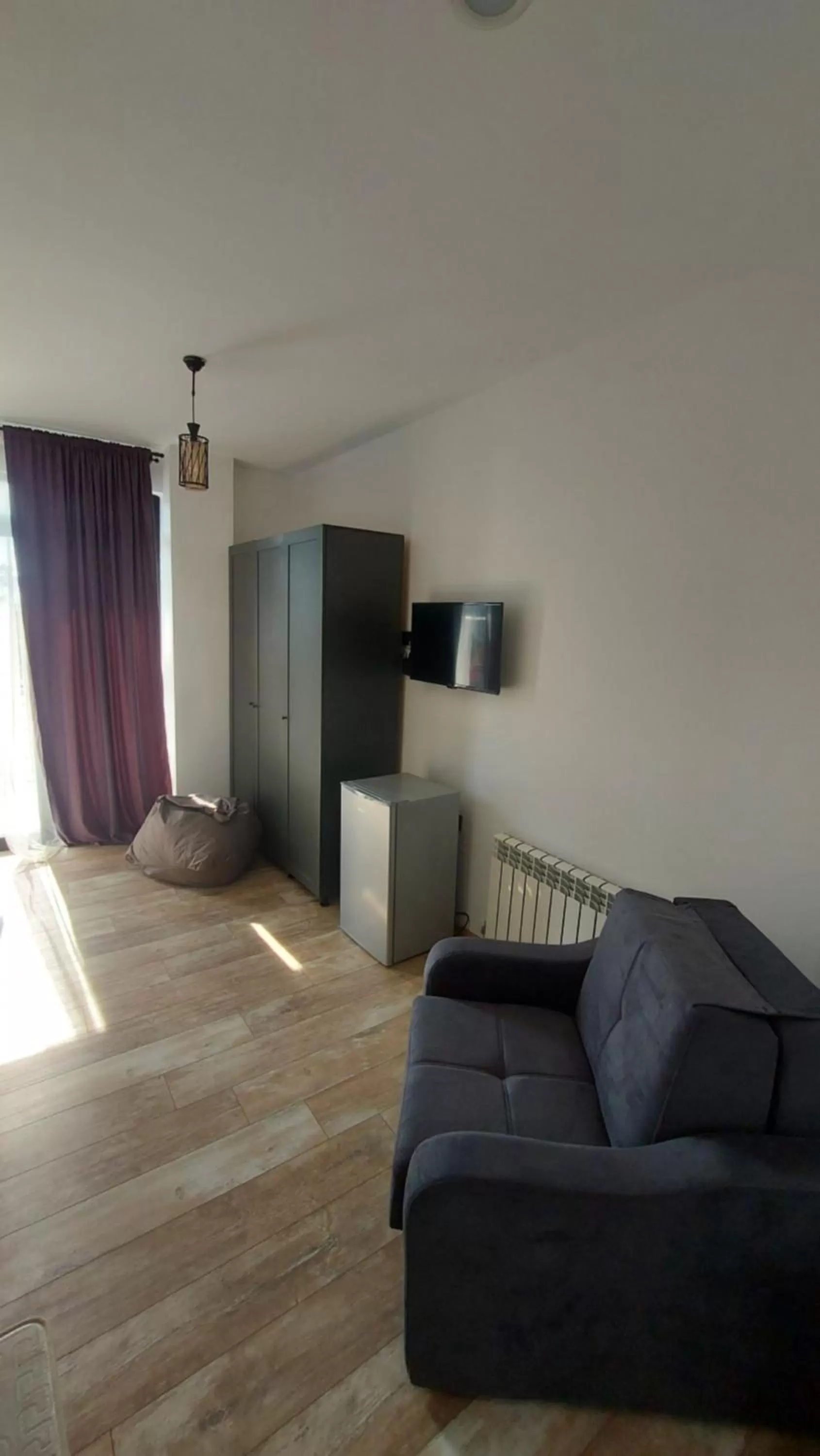 wardrobe, Seating Area in Level Up Hotel & Restaurant