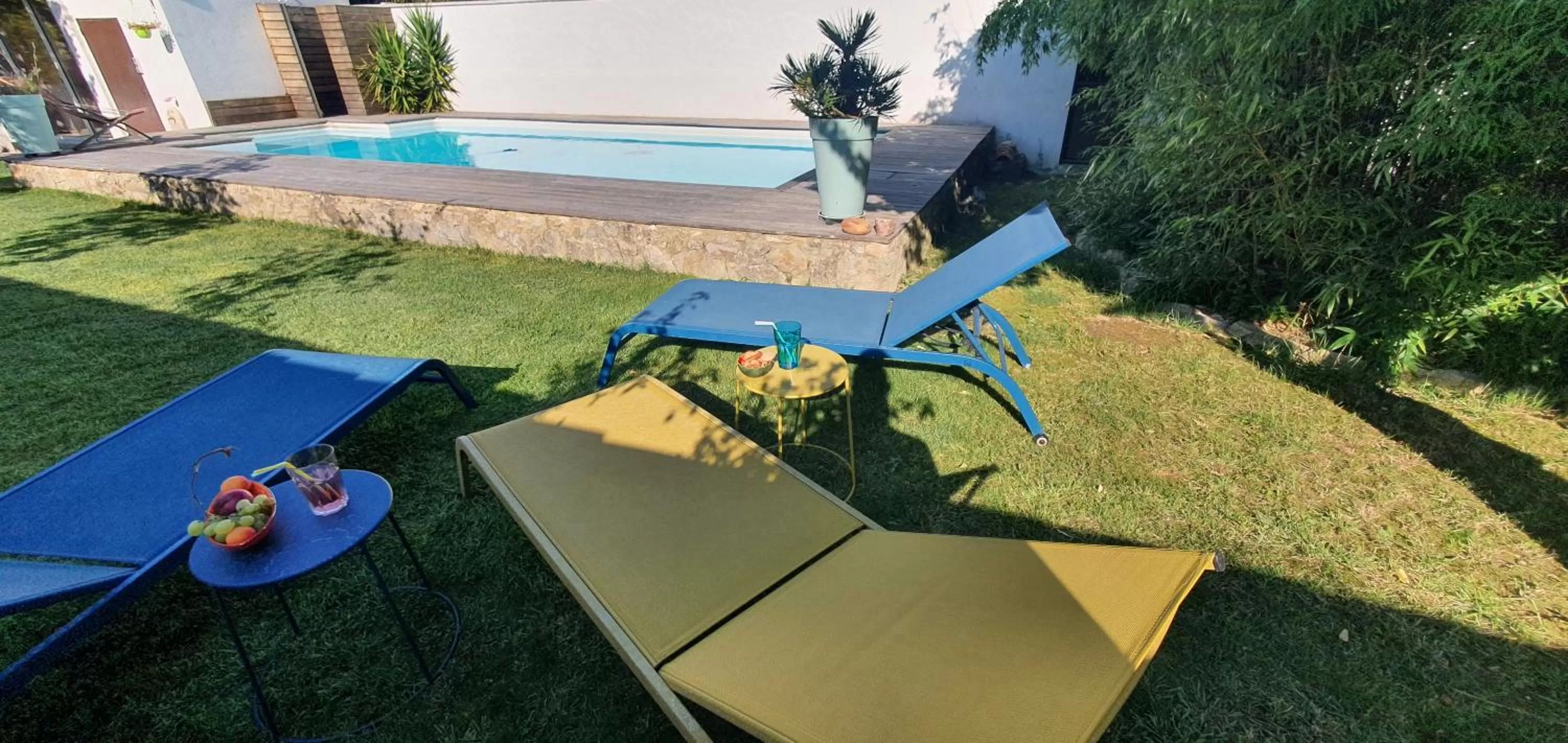 Pool view in LE MAS COTHY en Provence