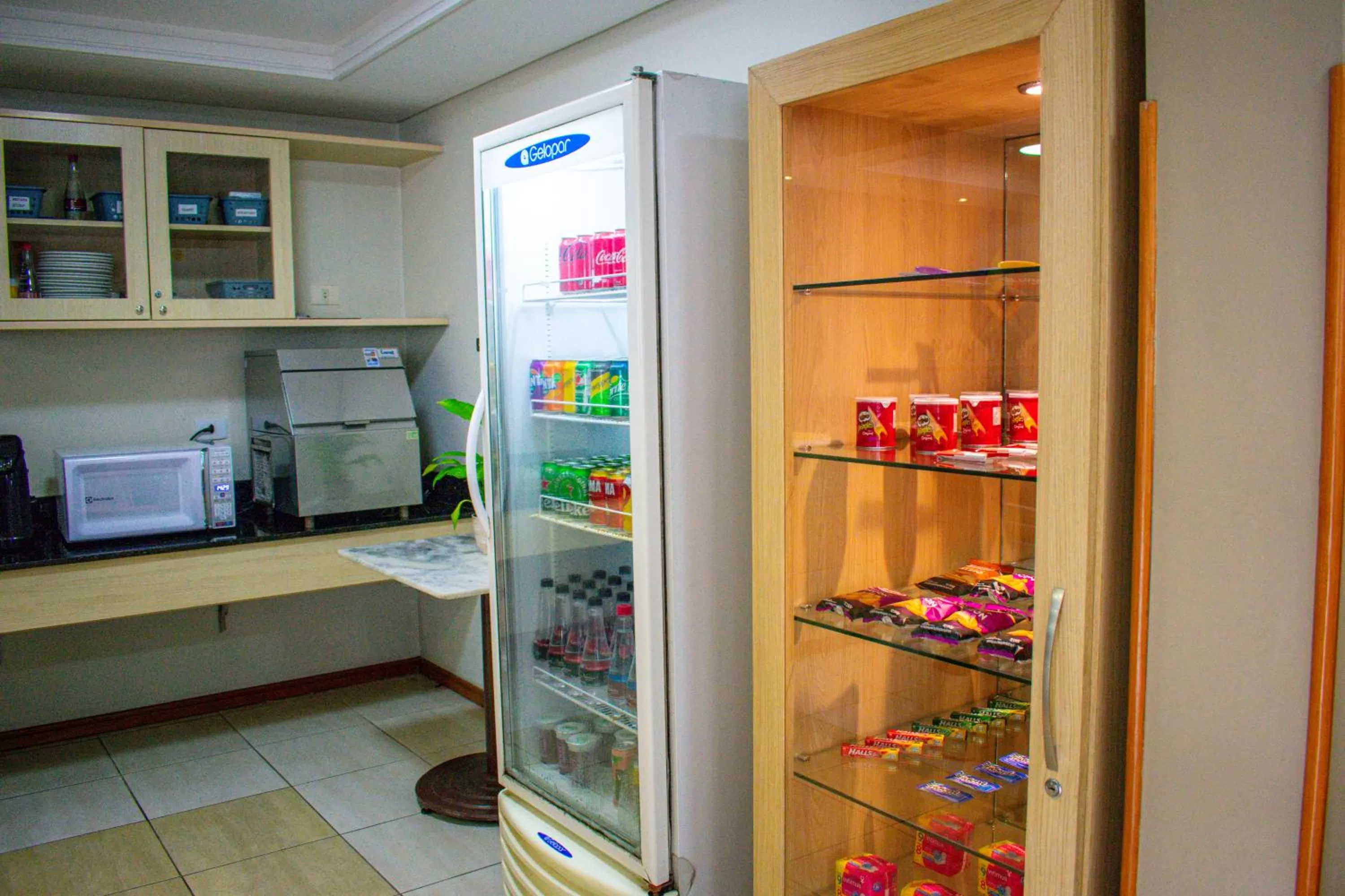 Food and drinks in Barigui Park Hotel