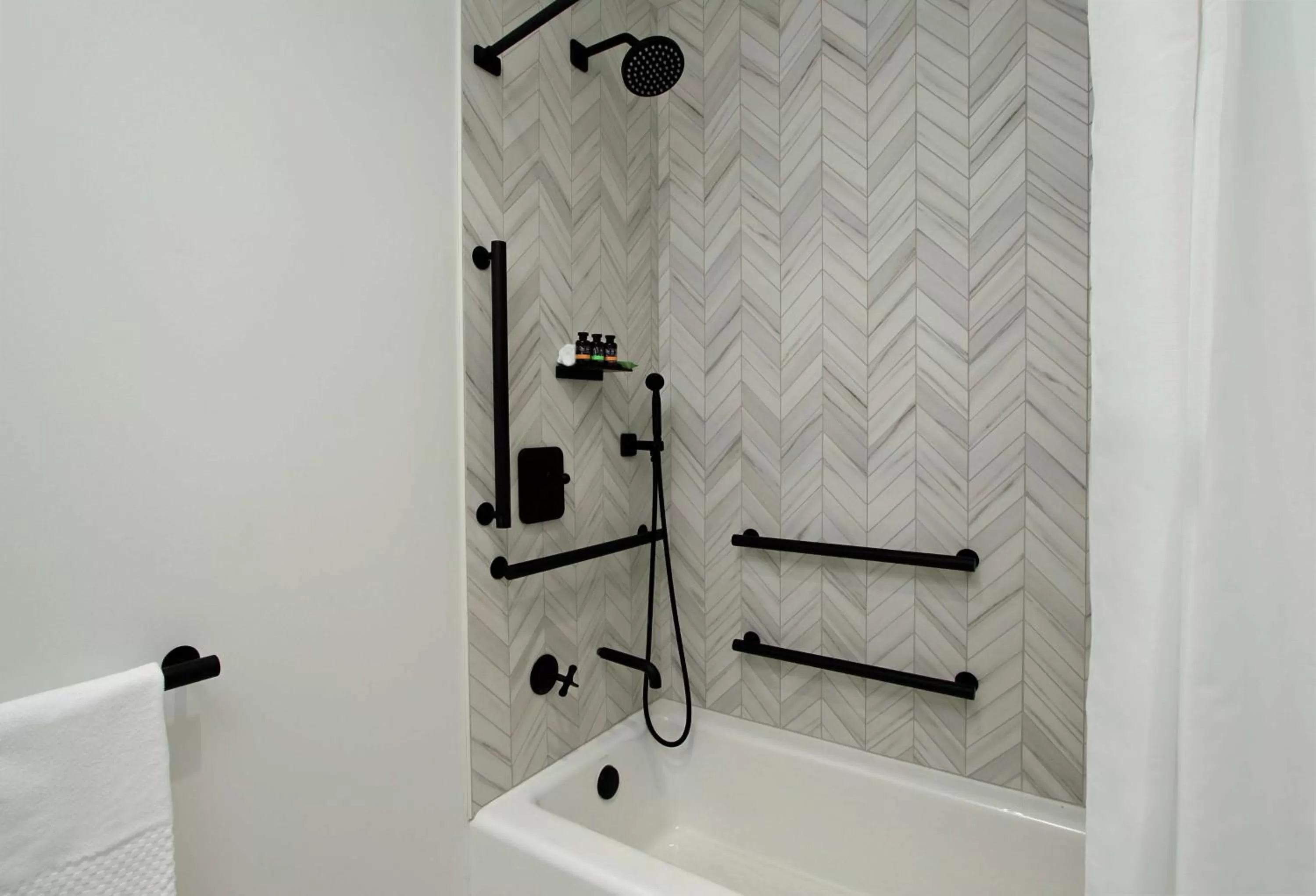 Bathroom in Canopy By Hilton Columbus Downtown Short North