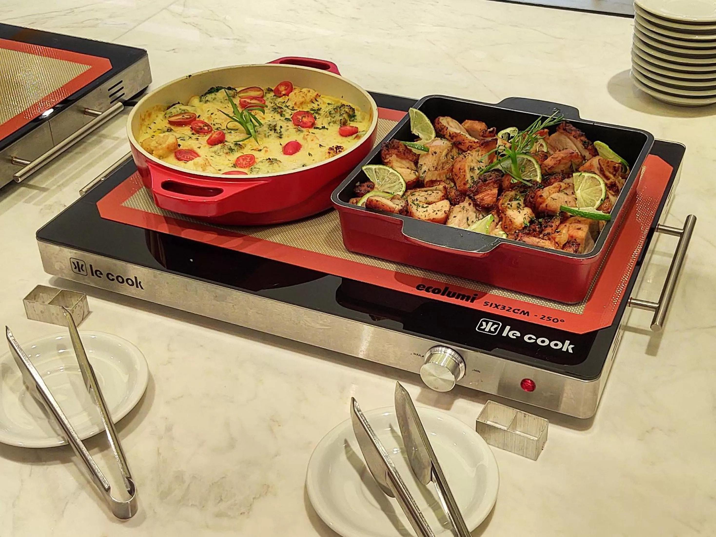 Restaurant/places to eat in Lets Idea Brasília Hotel