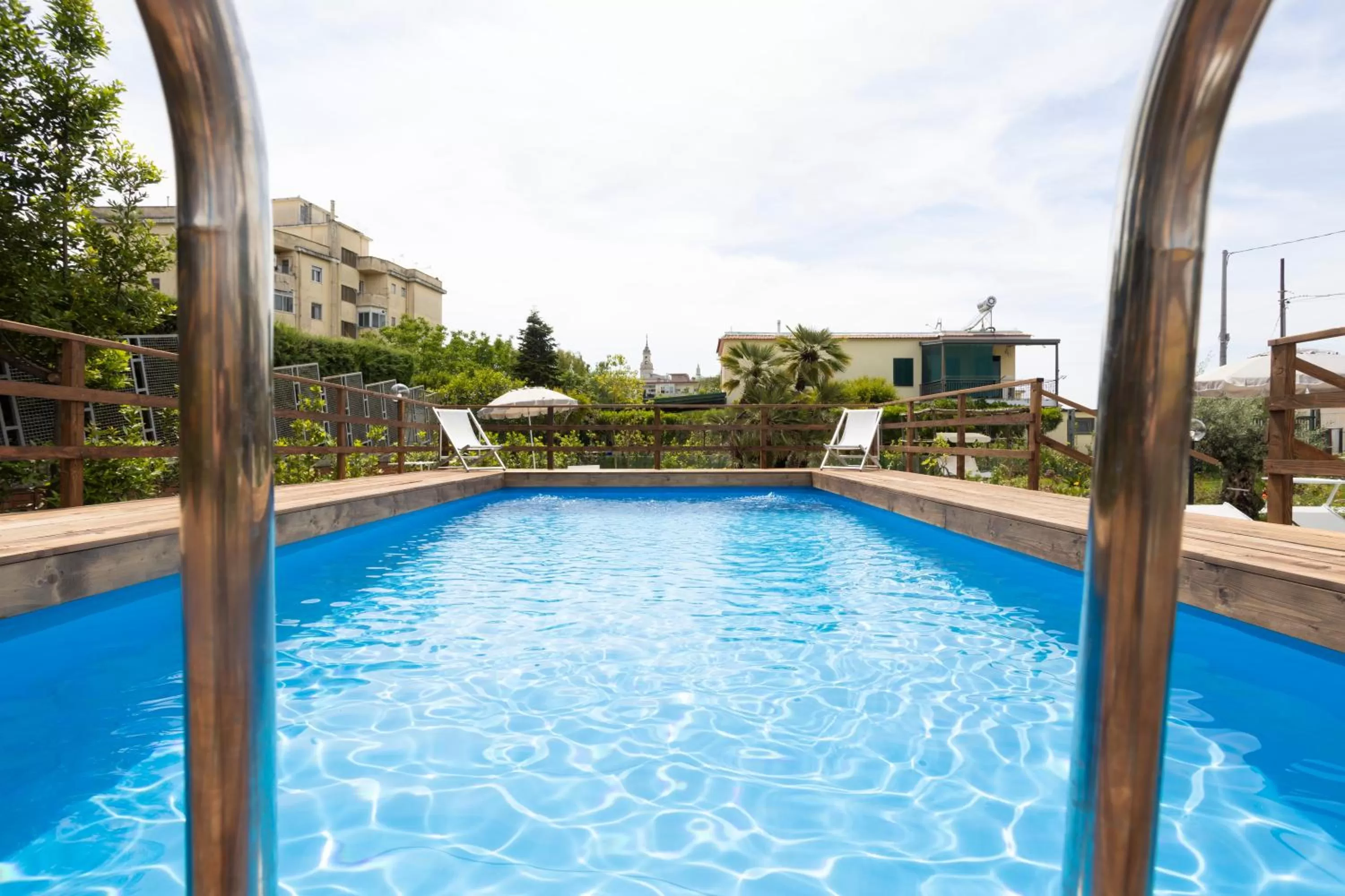 Swimming pool in Residence O'Sole Mio Pompei