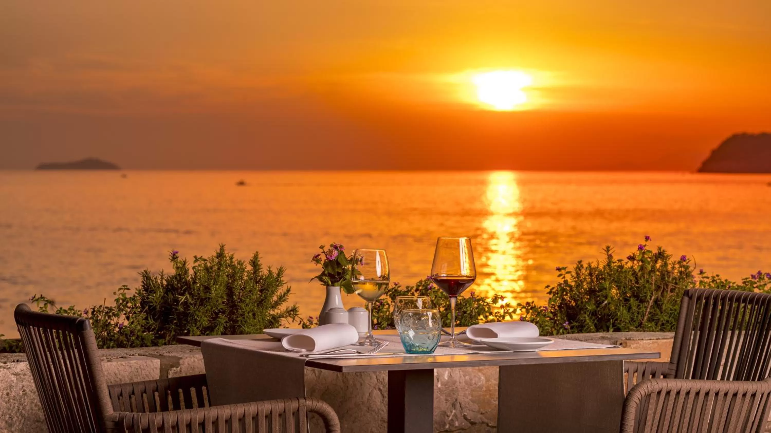 Restaurant/places to eat in Hotel Splendid