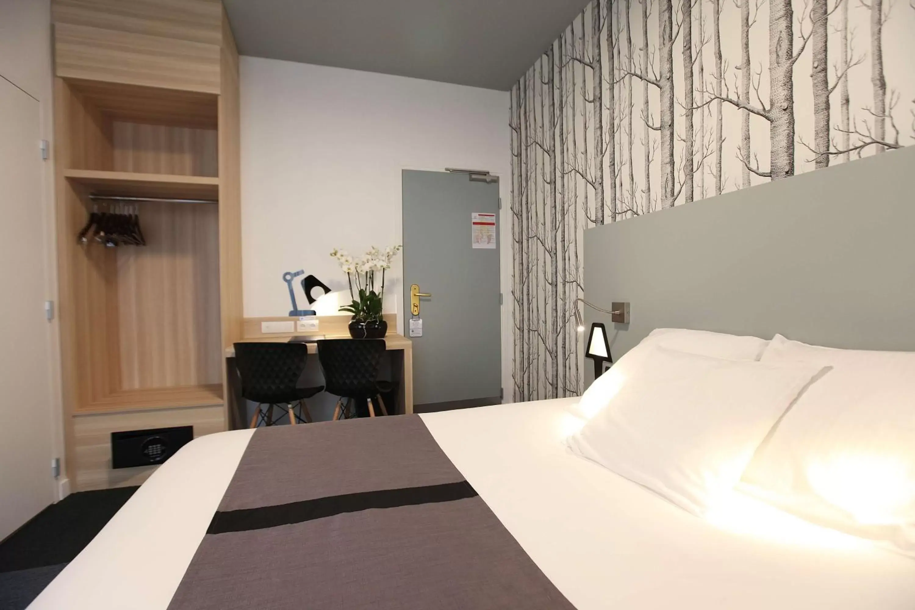 Standard Double Room in Best Western Hotel De Paris Standard Double Room in Best Western Hotel De Paris