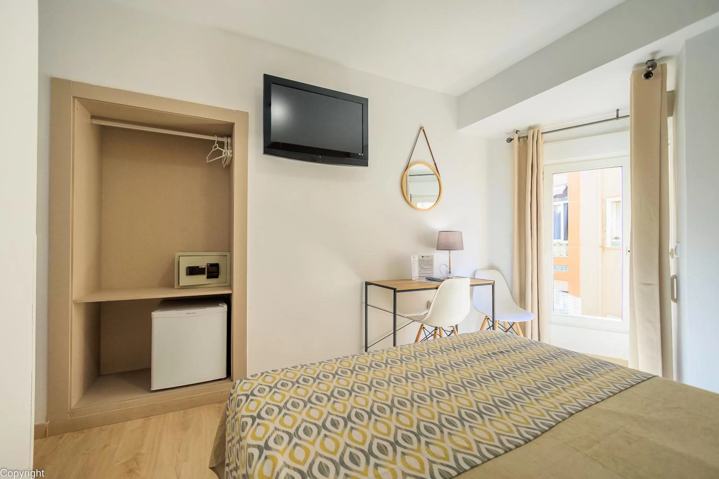 Bedroom, Bed in Hotel Madrid