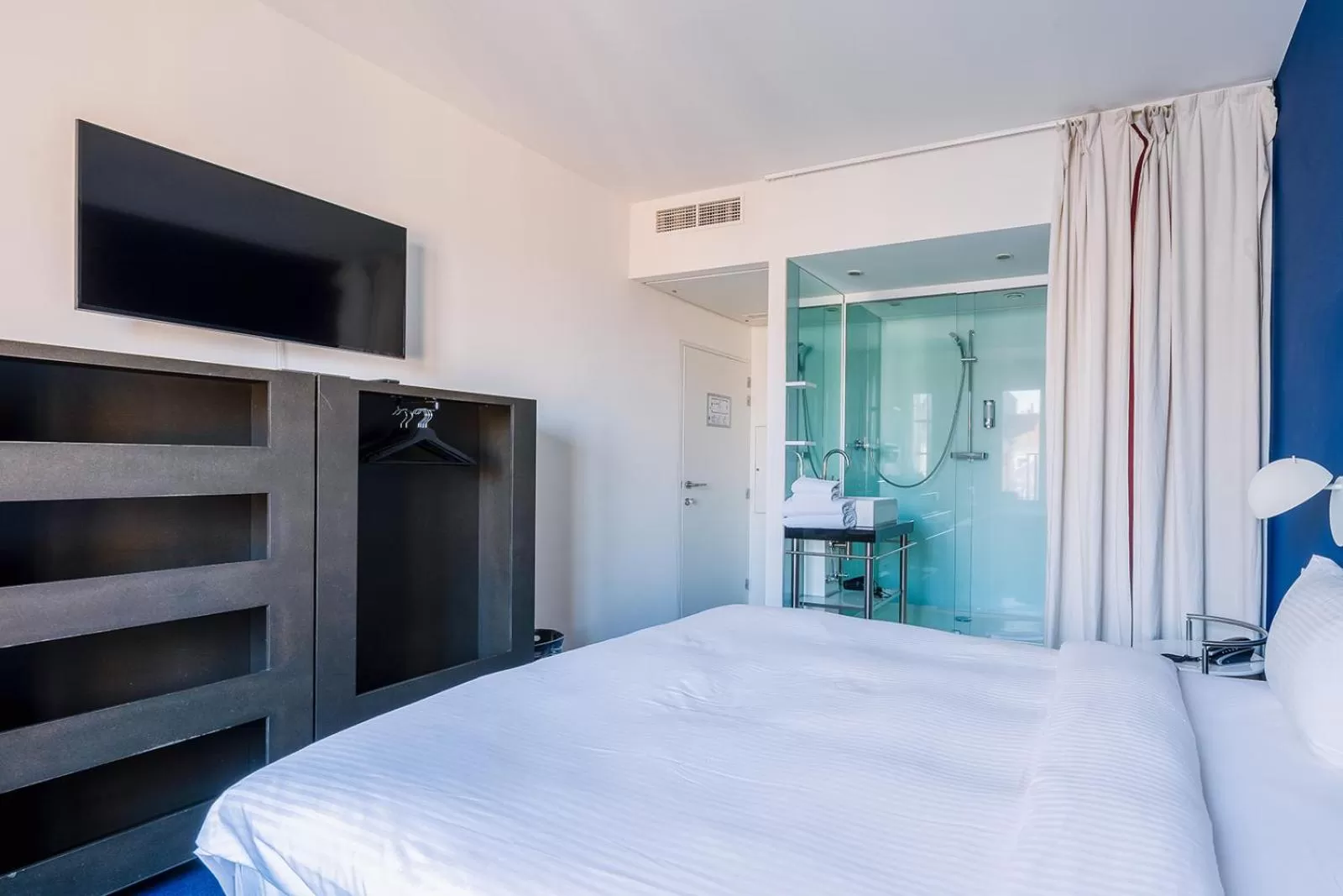 Bed in Smartflats - Pacific Brussels