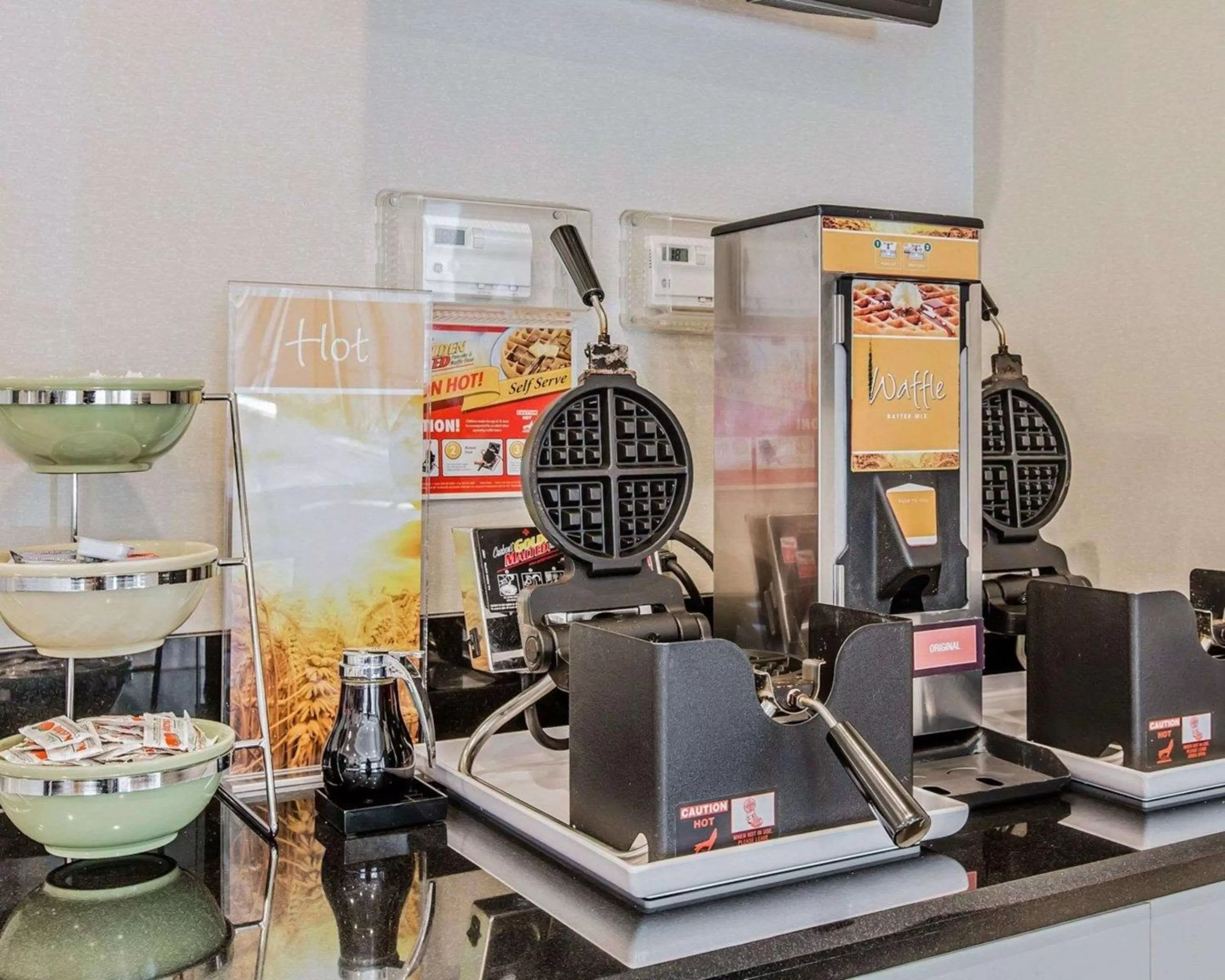 Restaurant/places to eat in Quality Inn Rosemead-Los Angeles