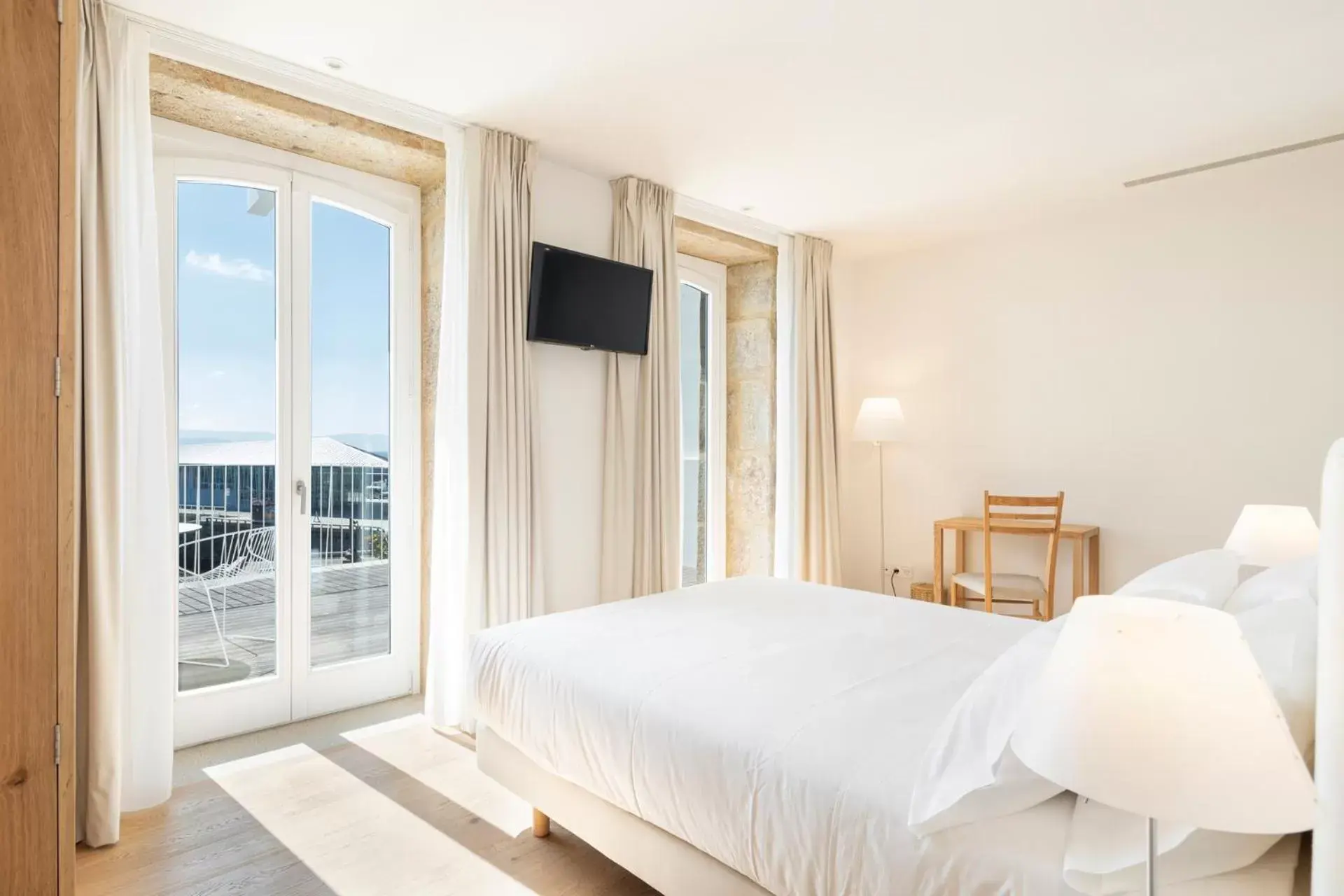 Suite with Terrace in Porto Real Hotel Suite with Terrace in Porto Real Hotel