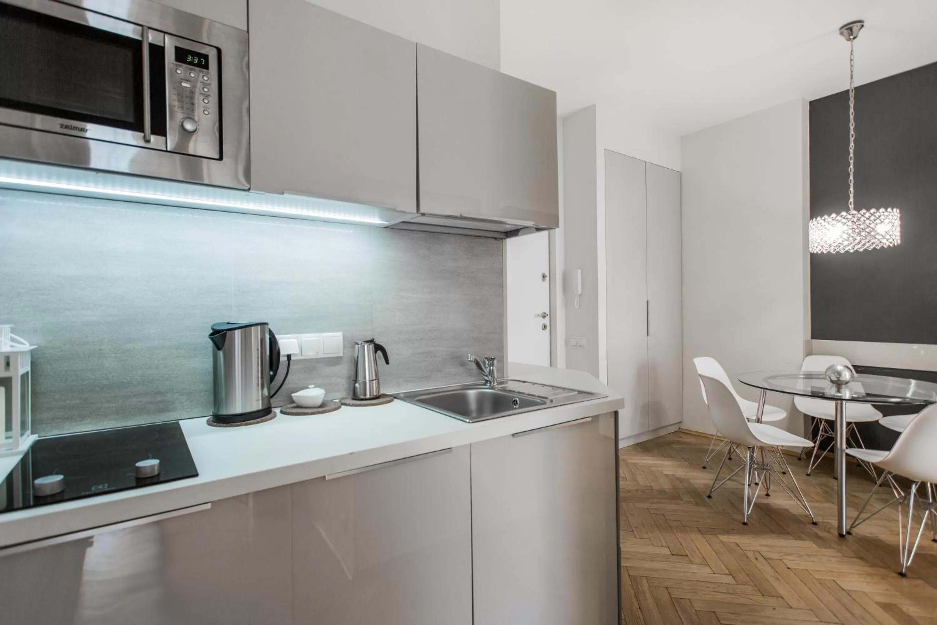 Kitchen or kitchenette in 4Seasons﻿ Apartments Cracow