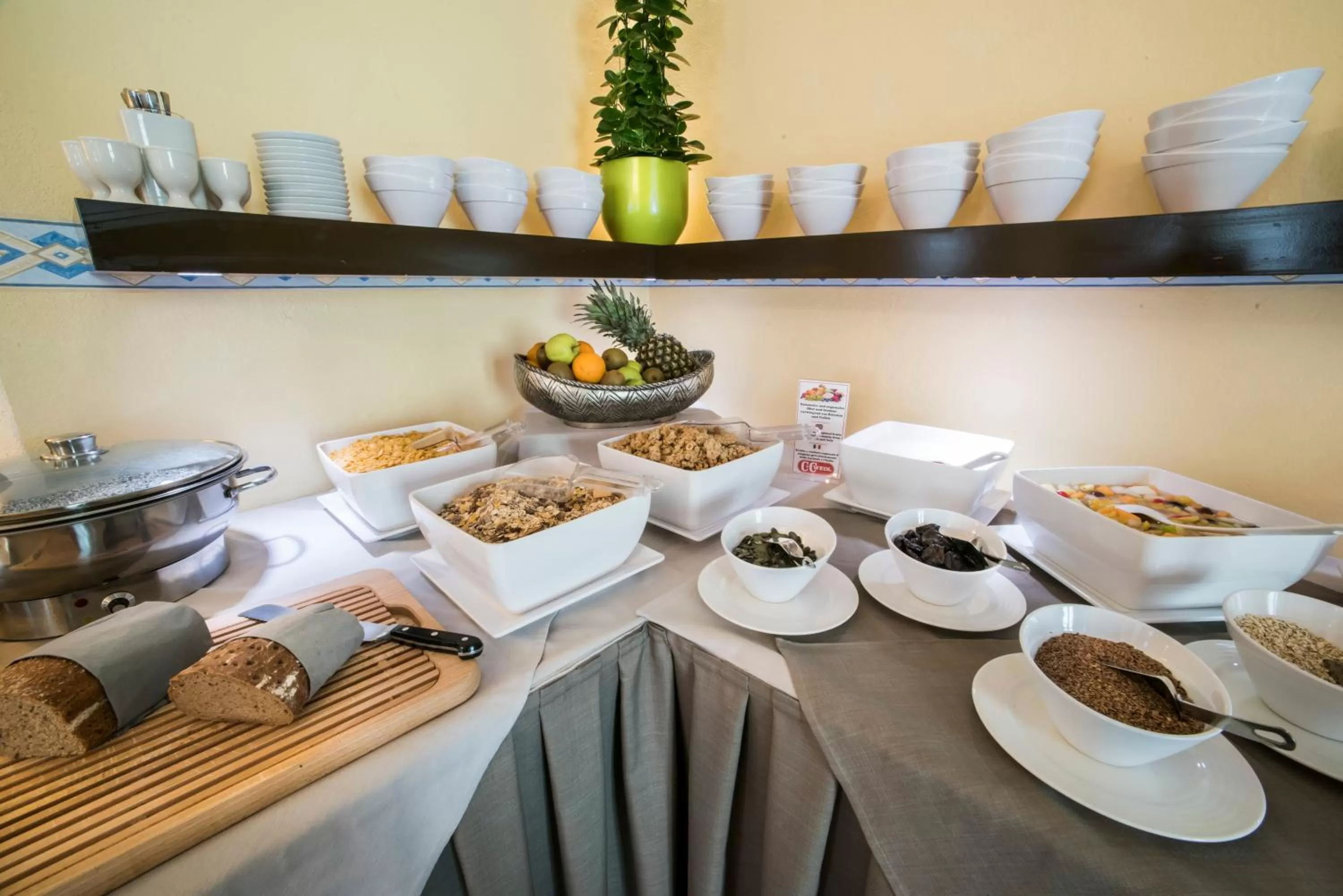 Buffet breakfast in Stadthotel Kramer