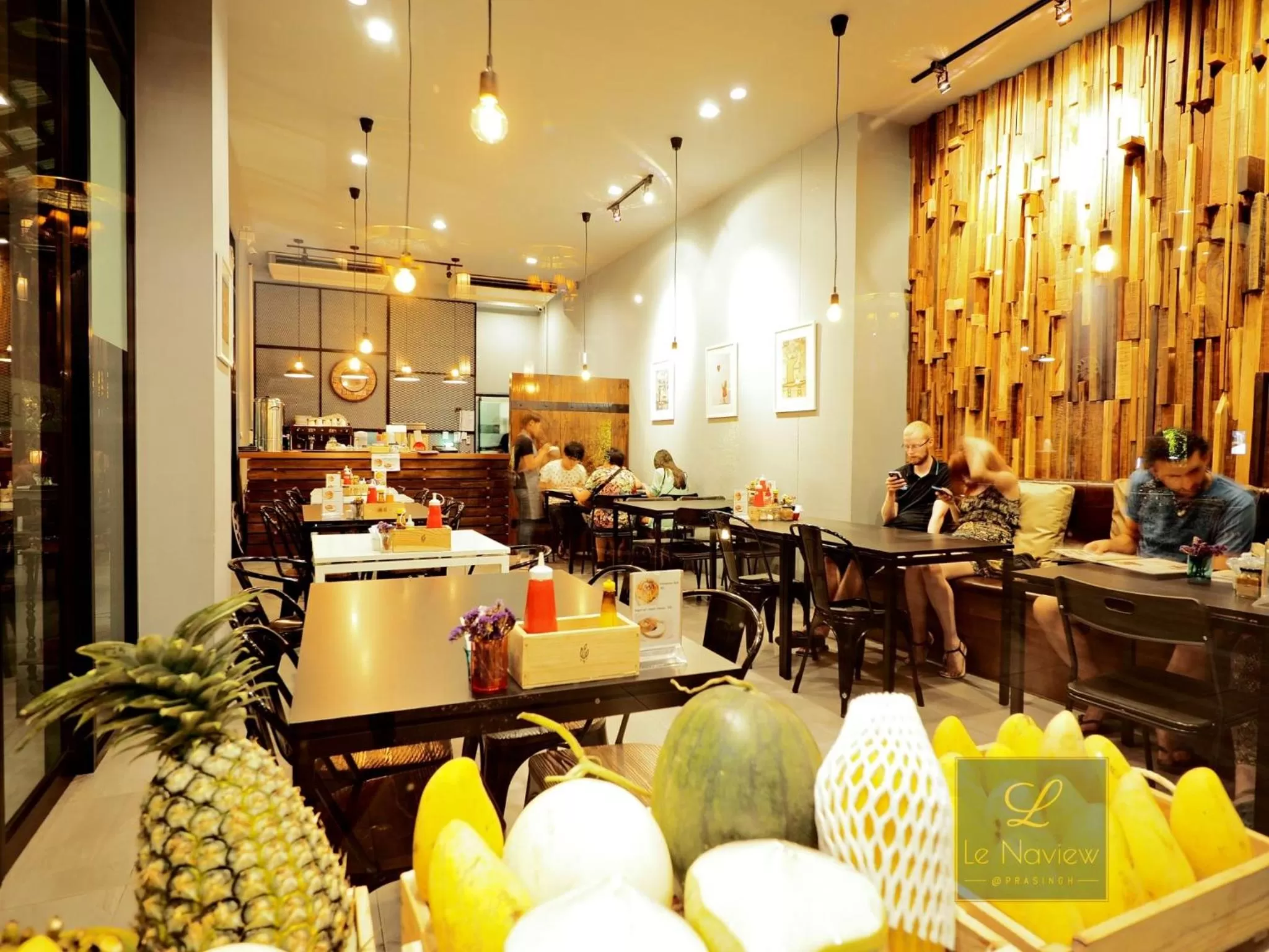 Meals in Le Naview @Prasingh