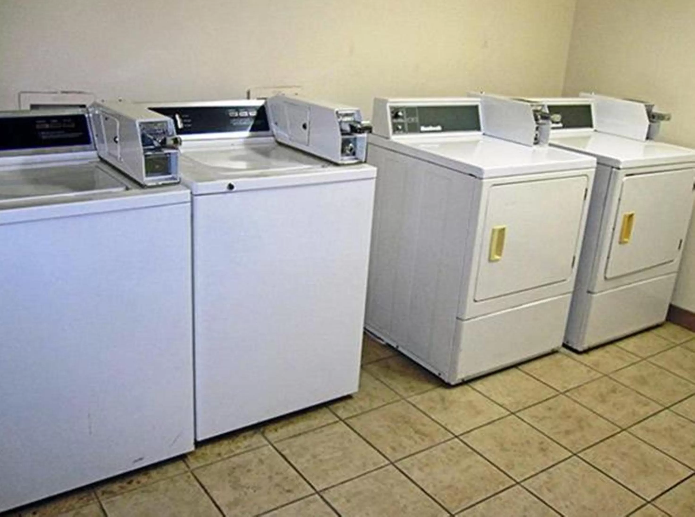 laundry in Motel 6-Houston, TX - East
