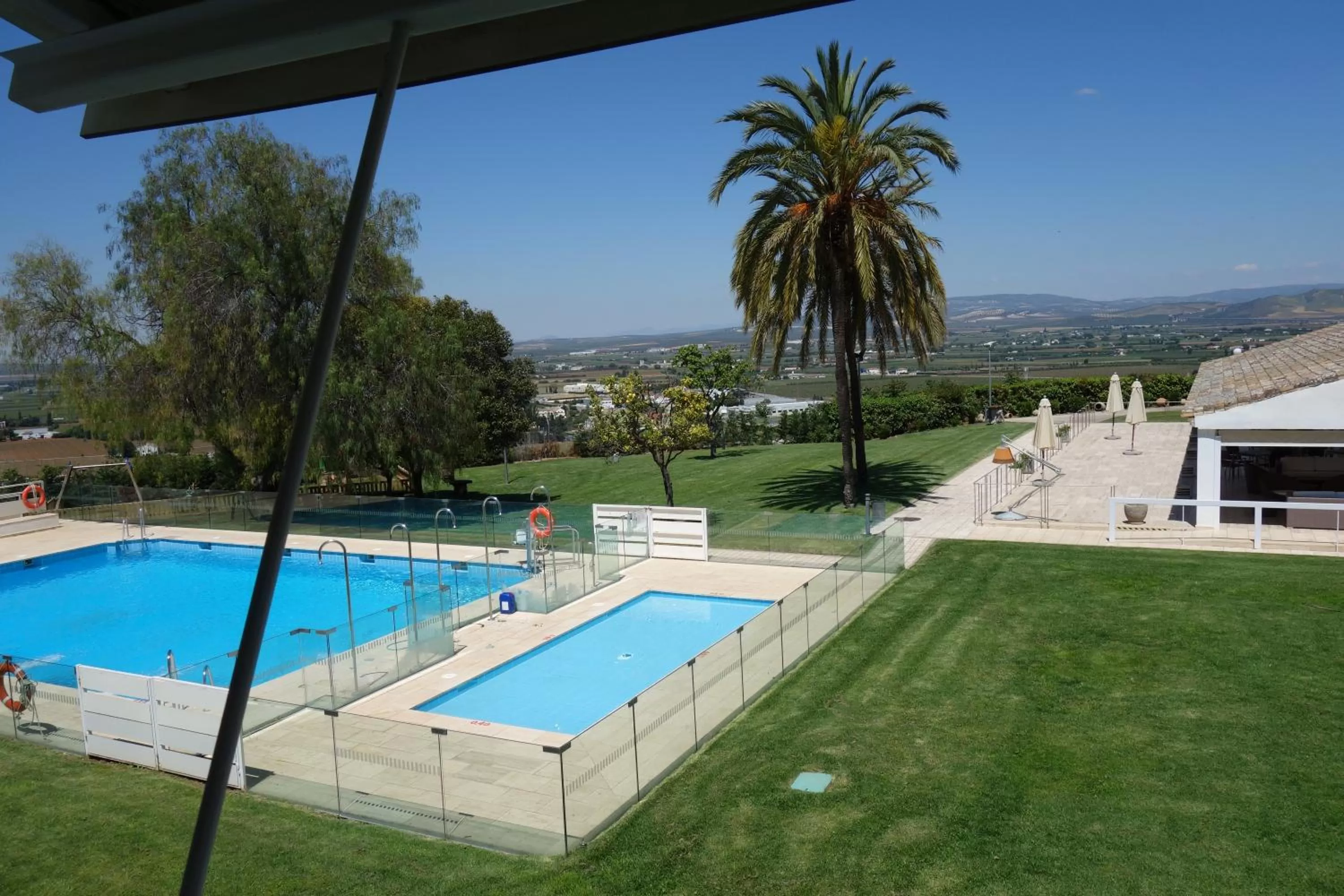 Pool view in Parador de Antequera
