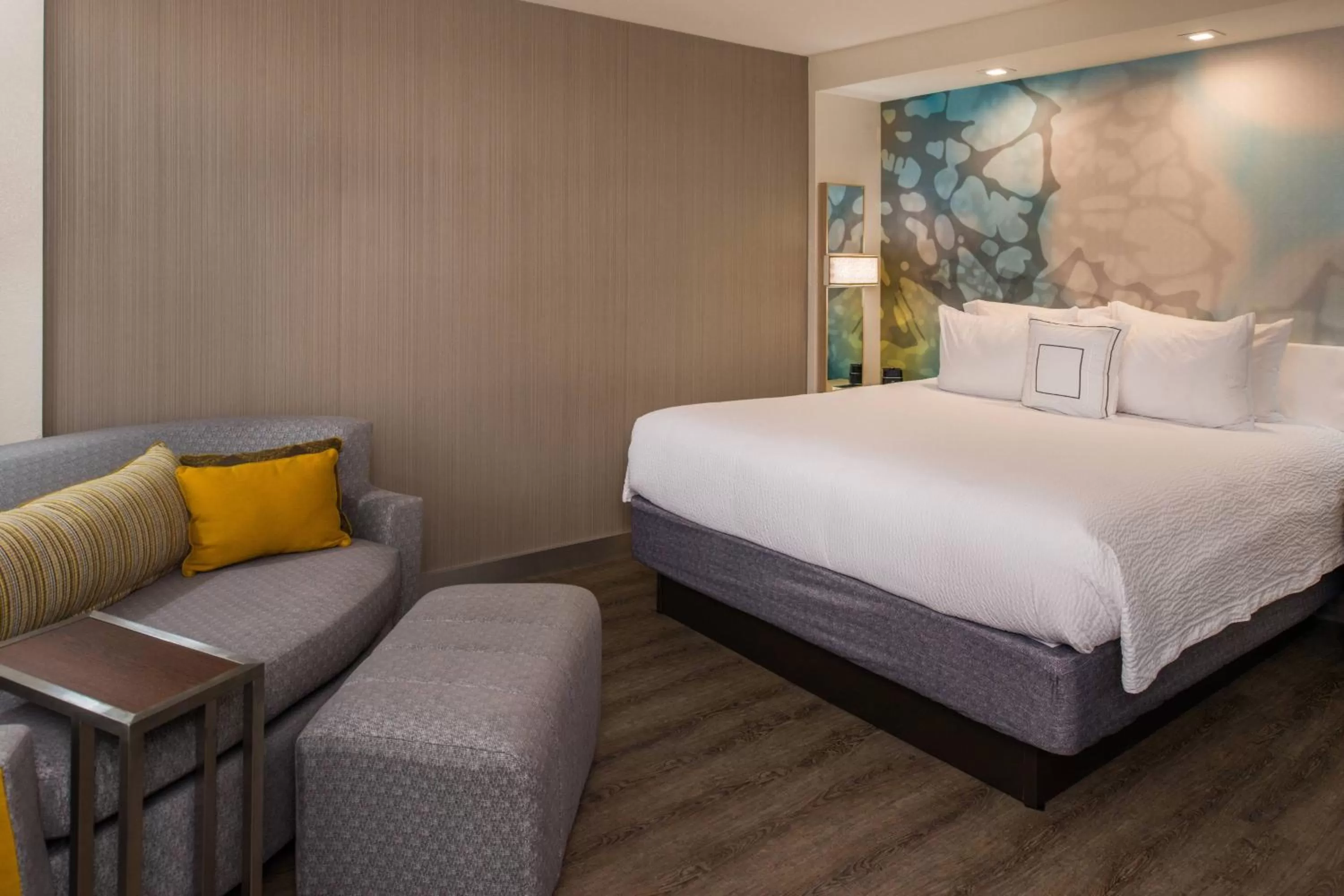 King Room with Sofa Bed and Adapted Tub - Mobility Accessible in Courtyard by Marriott Temecula Murrieta