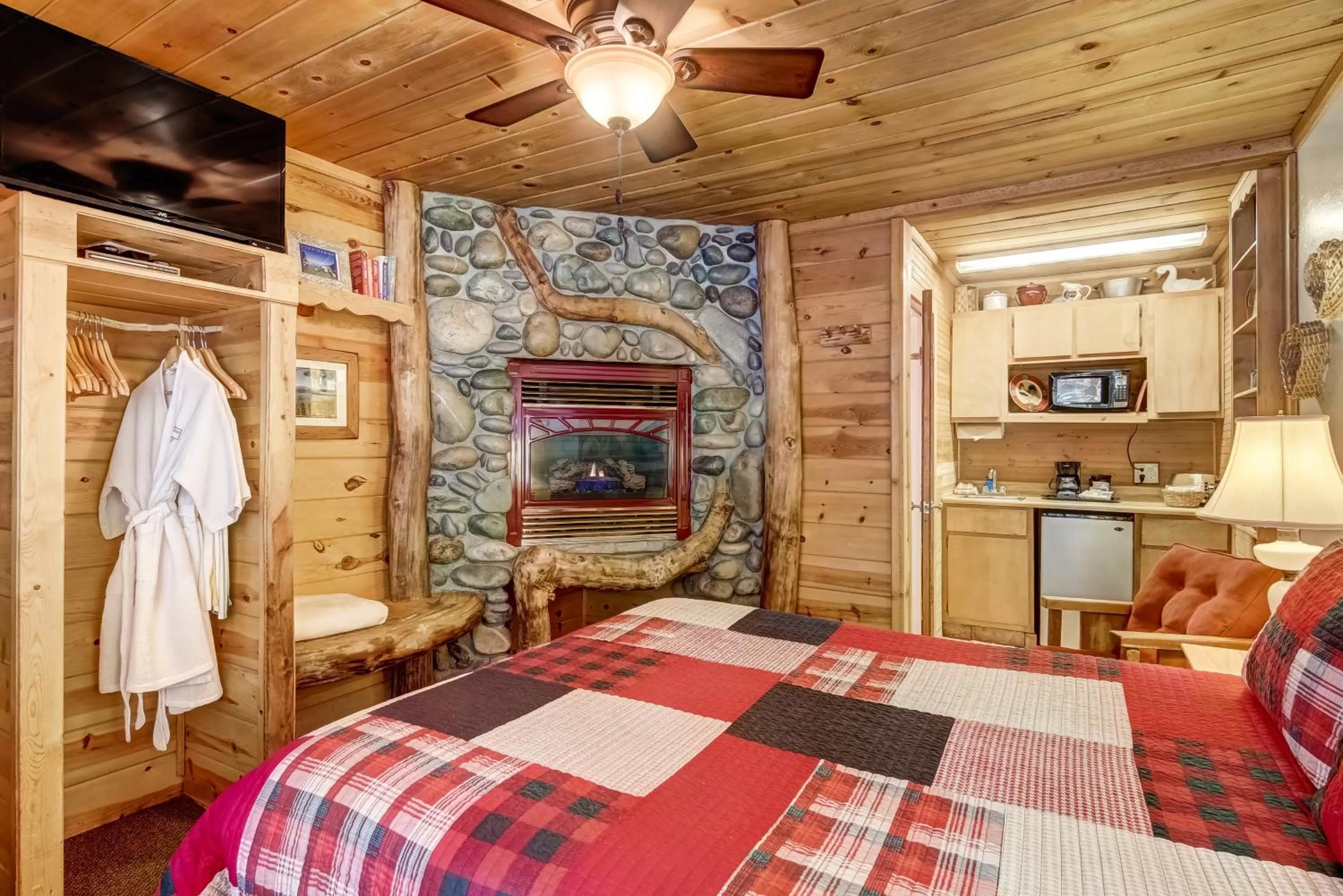 Bed in Heavenly Valley Lodge