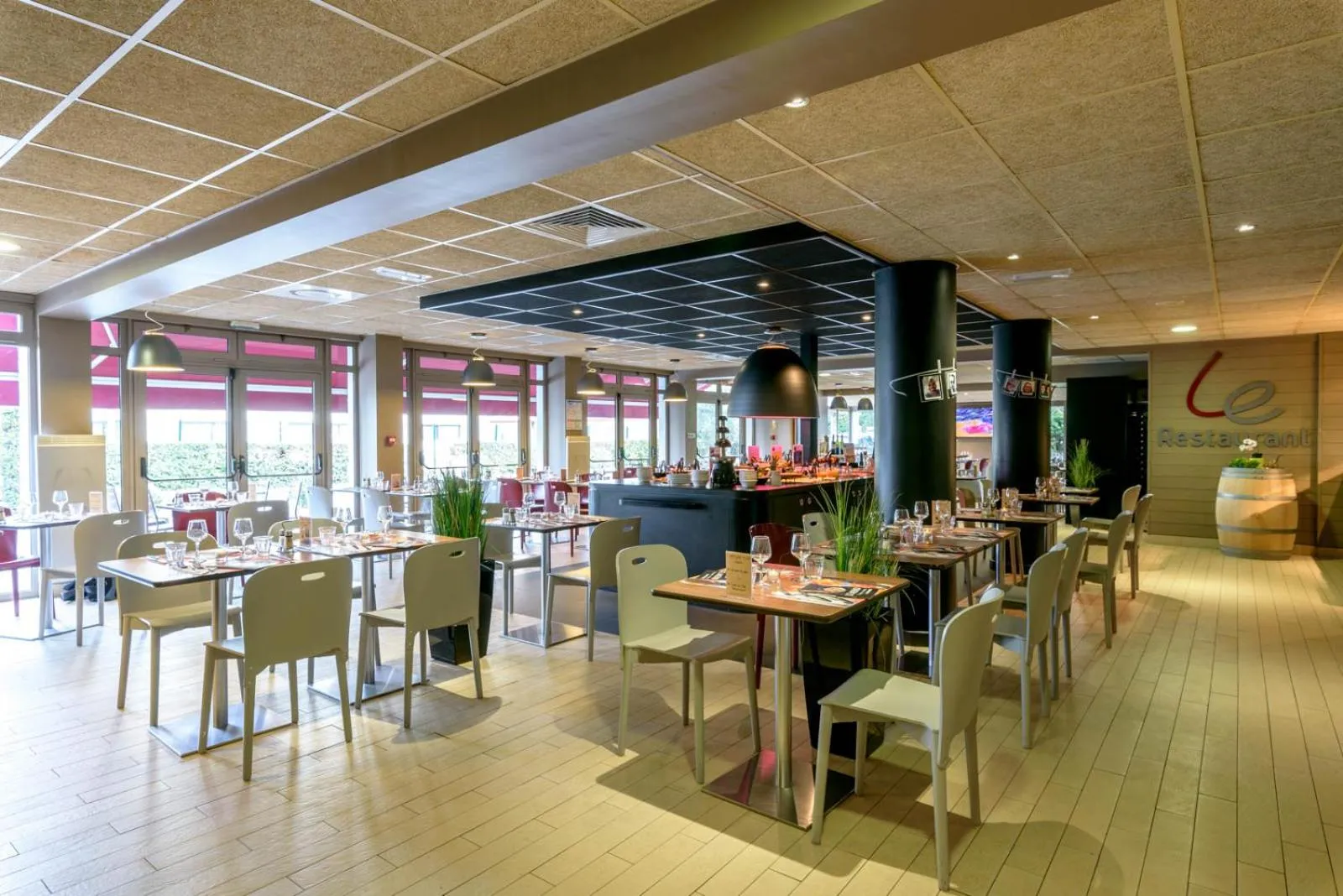 Restaurant/places to eat in Campanile Toulouse Purpan