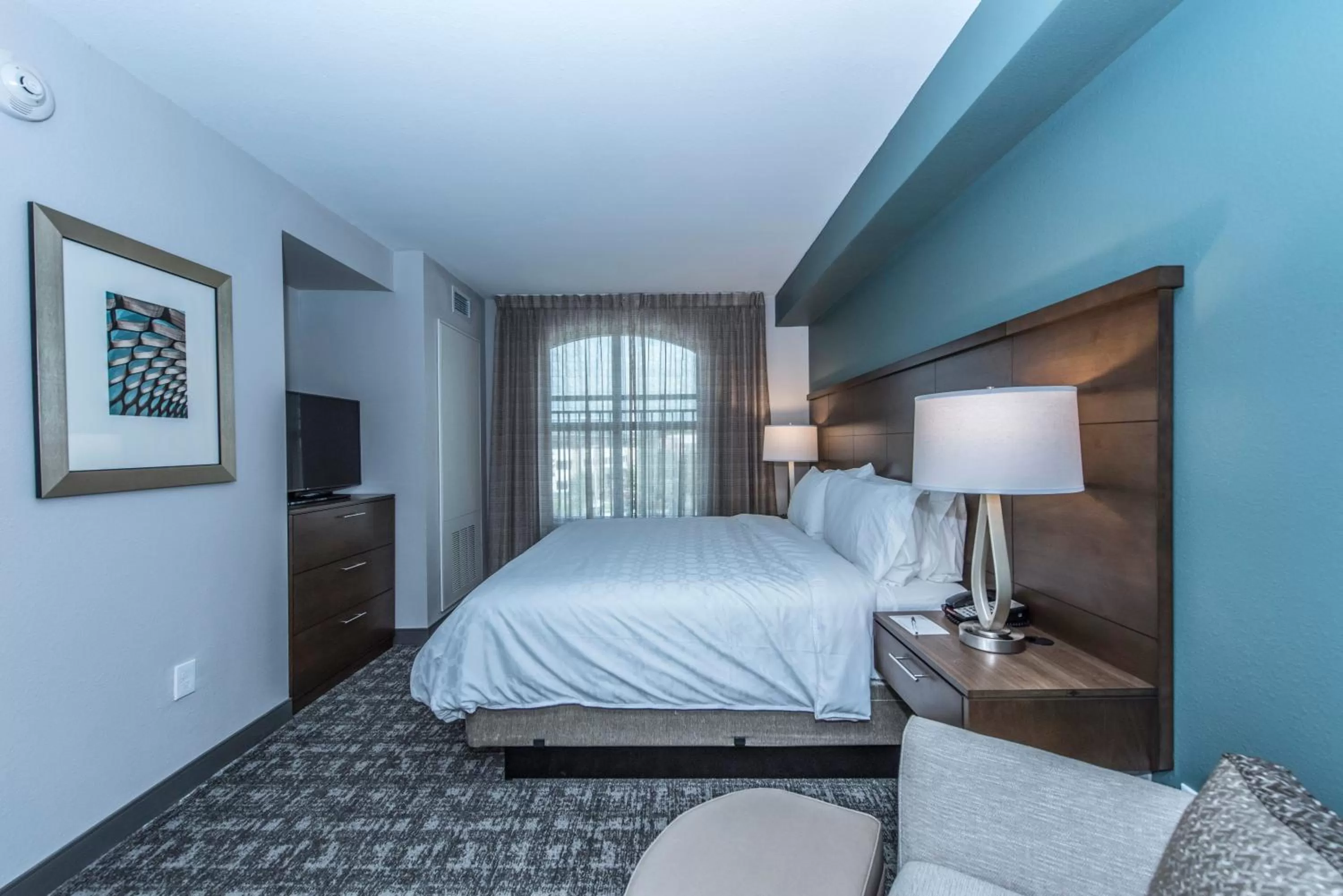 Photo of the whole room, Bed in Staybridge Suites Charleston - Mount Pleasant by IHG