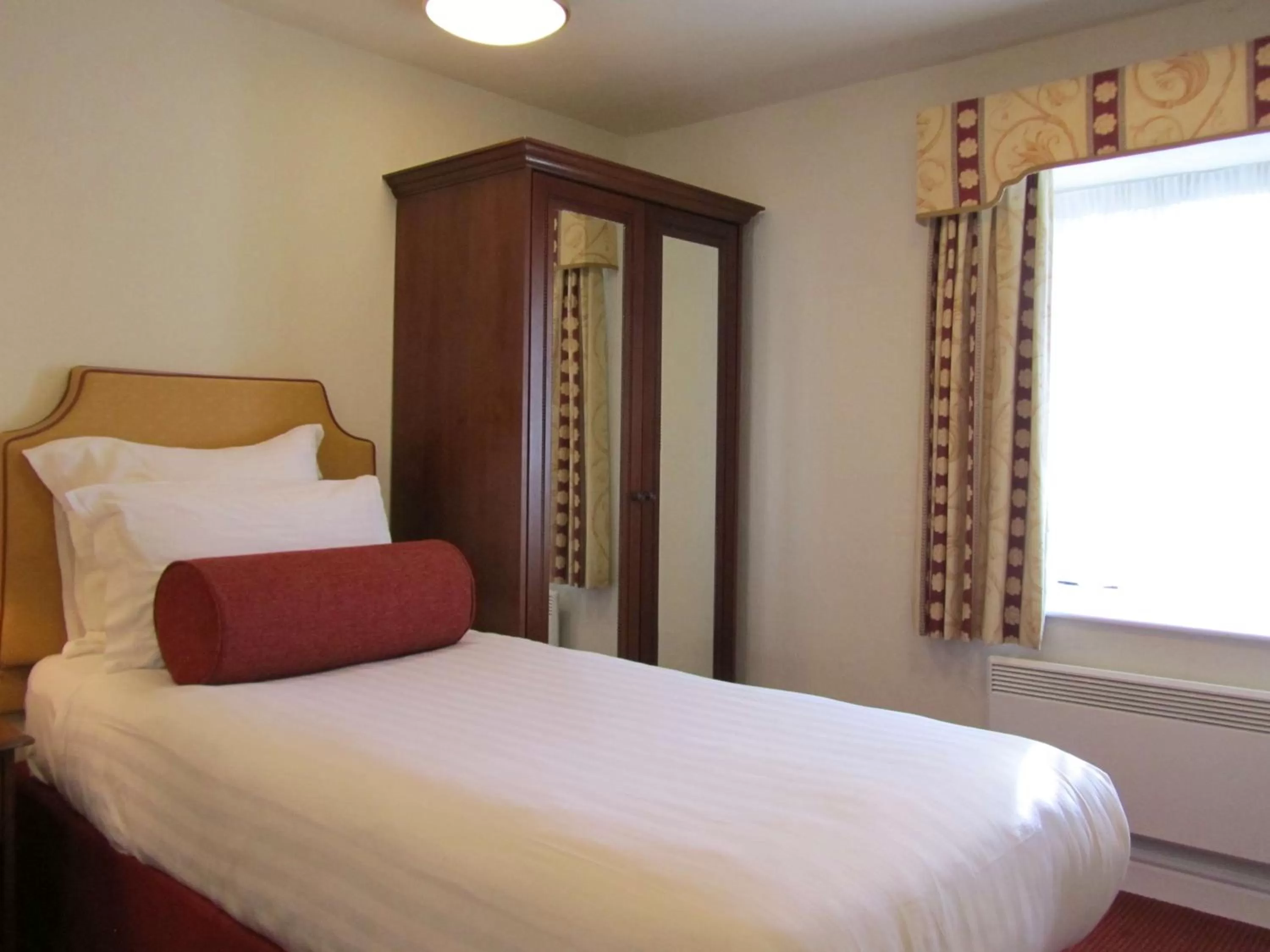 Standard Single Room in Windmill Village Hotel, Golf Club & Spa, BW Signature Collection