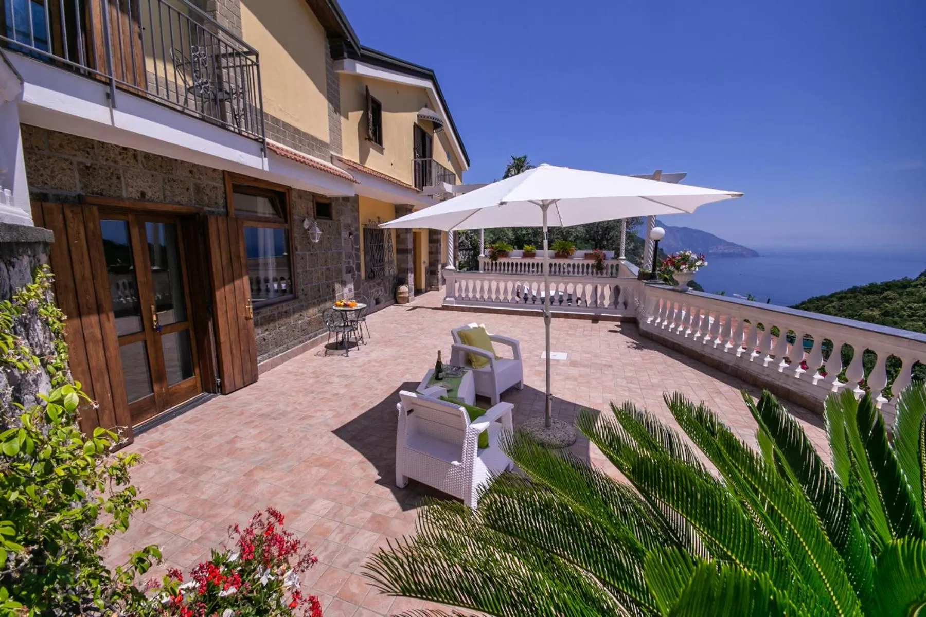Property building in Villa Costanza sorrento B&b