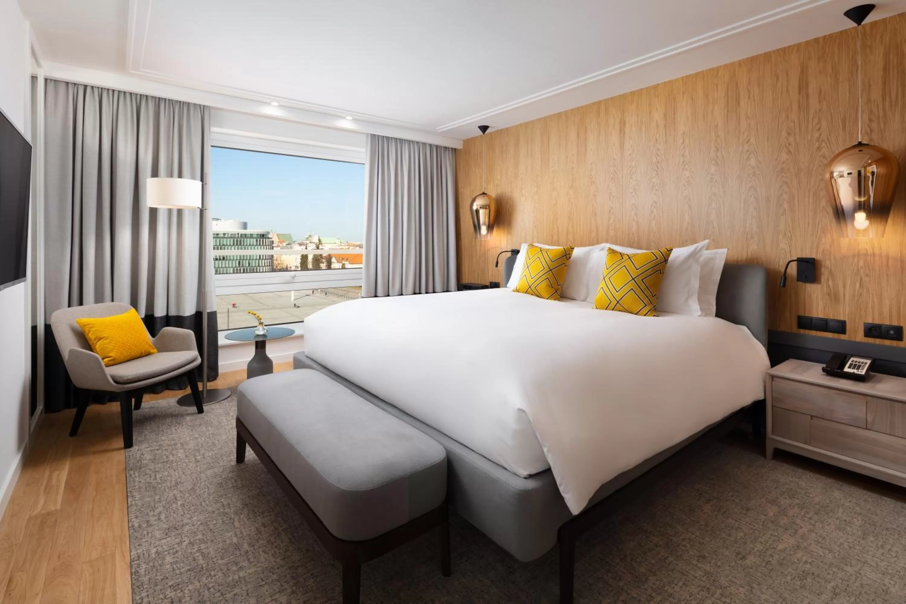 City view, Bed in Sofitel Warsaw Victoria