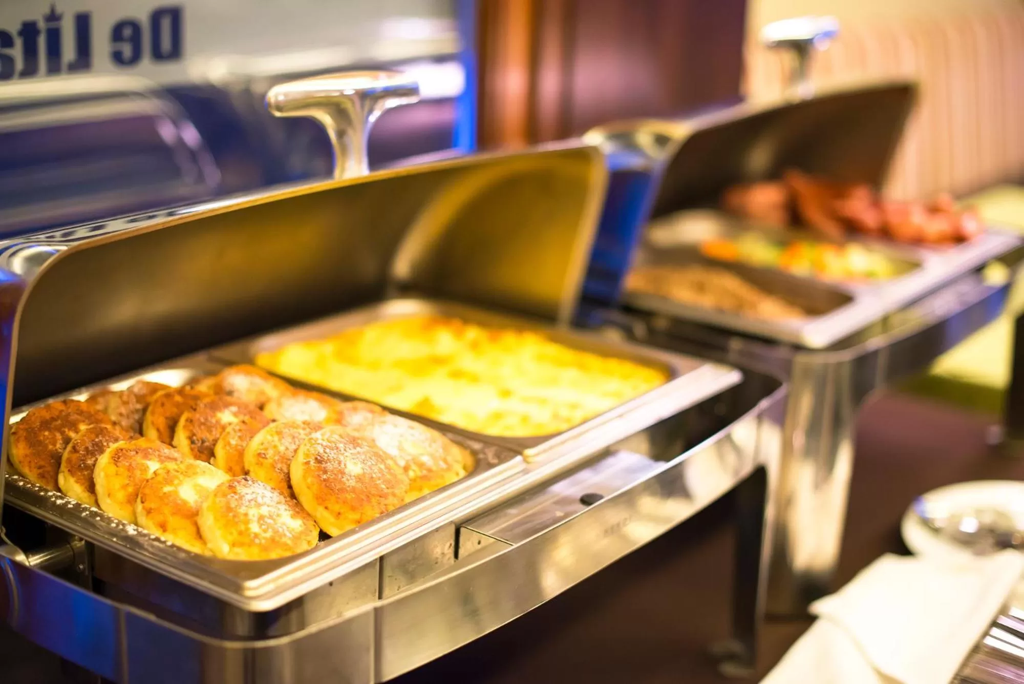 Buffet breakfast in De Lita