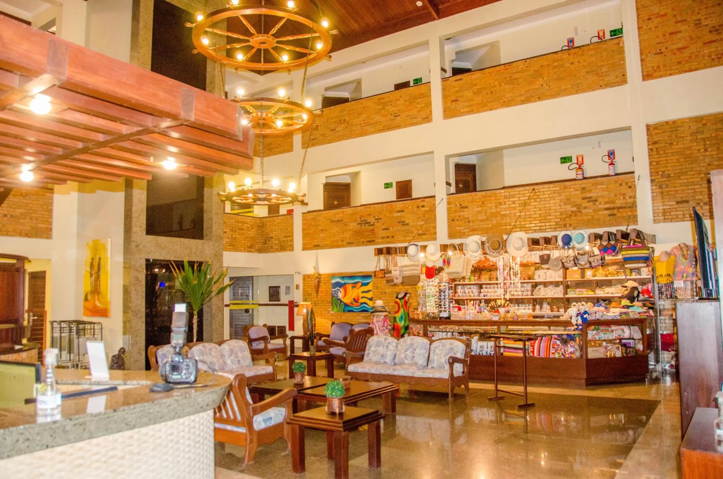 Lobby or reception in Pizzato Praia Hotel