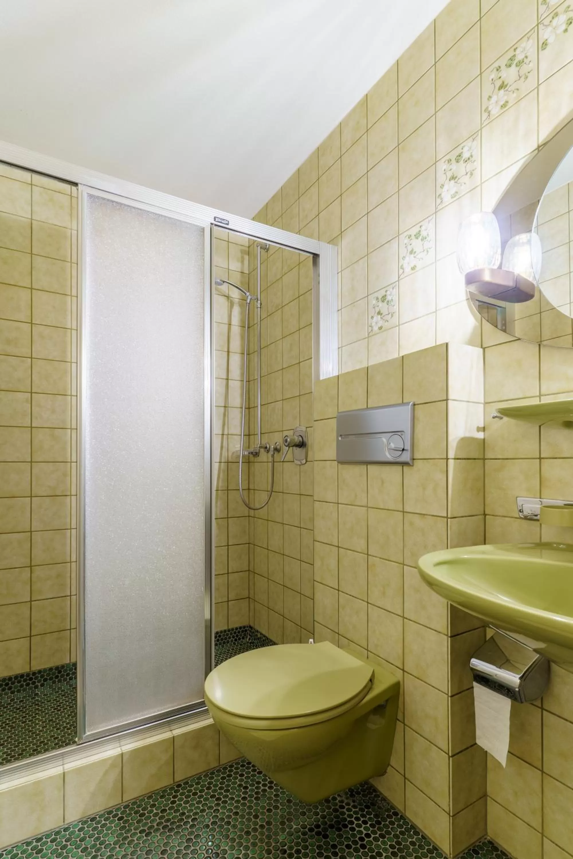 Bathroom in Hotel Sonne