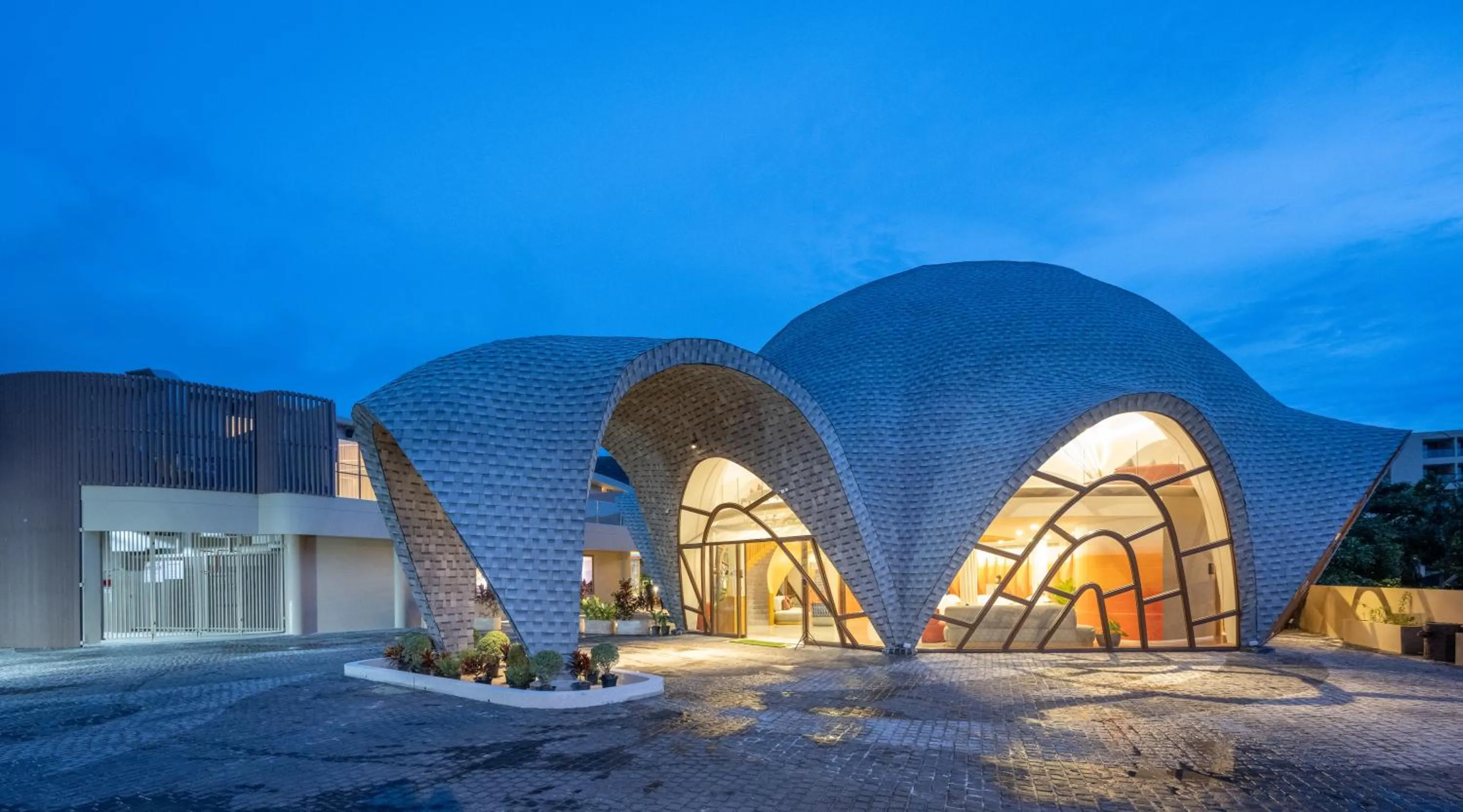 Property building in Metadee Concept Hotel