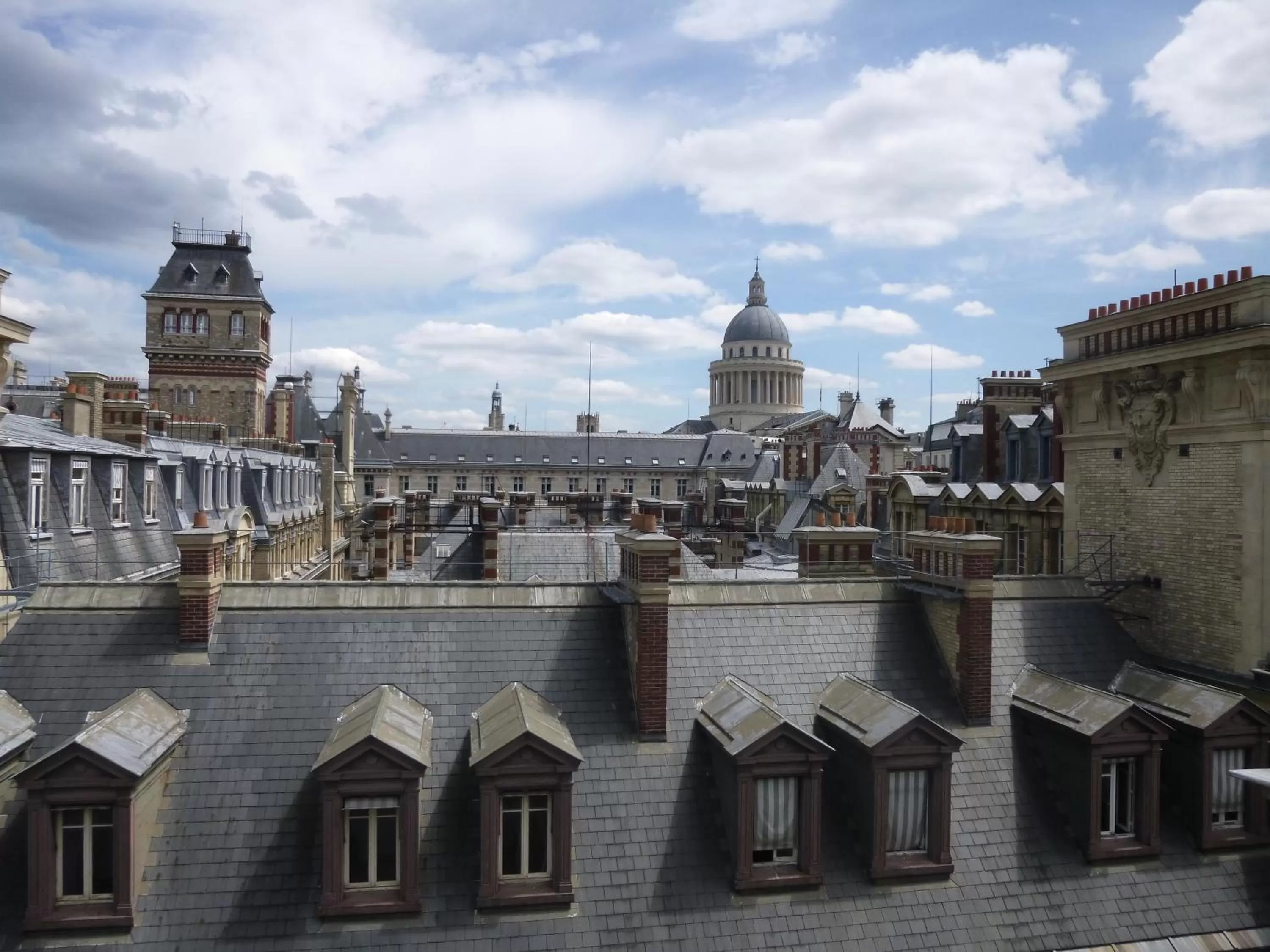 Landmark view in Hotel Design Sorbonne