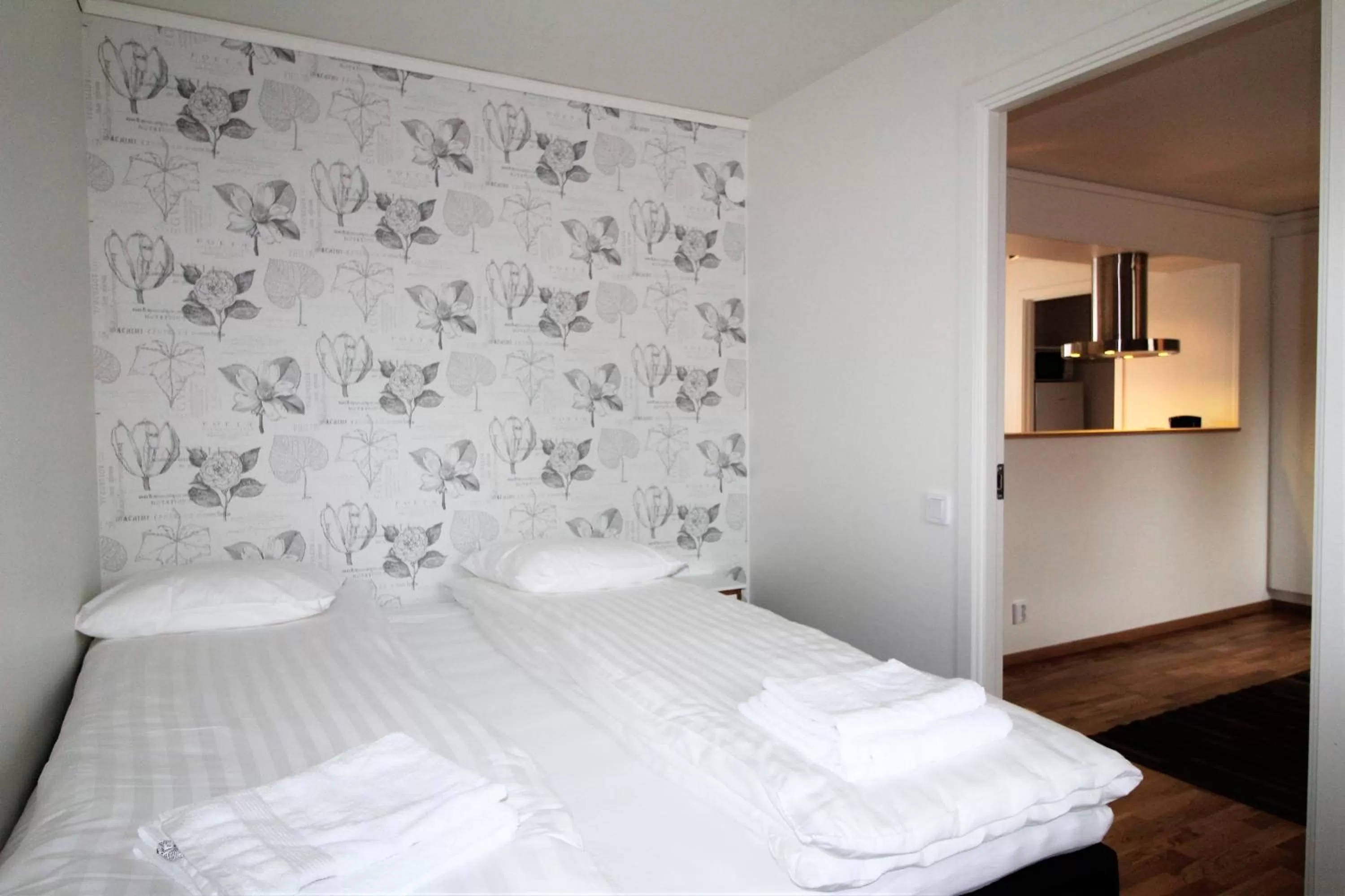 One-Bedroom Apartment in Easy Livin' Apartment Hotel