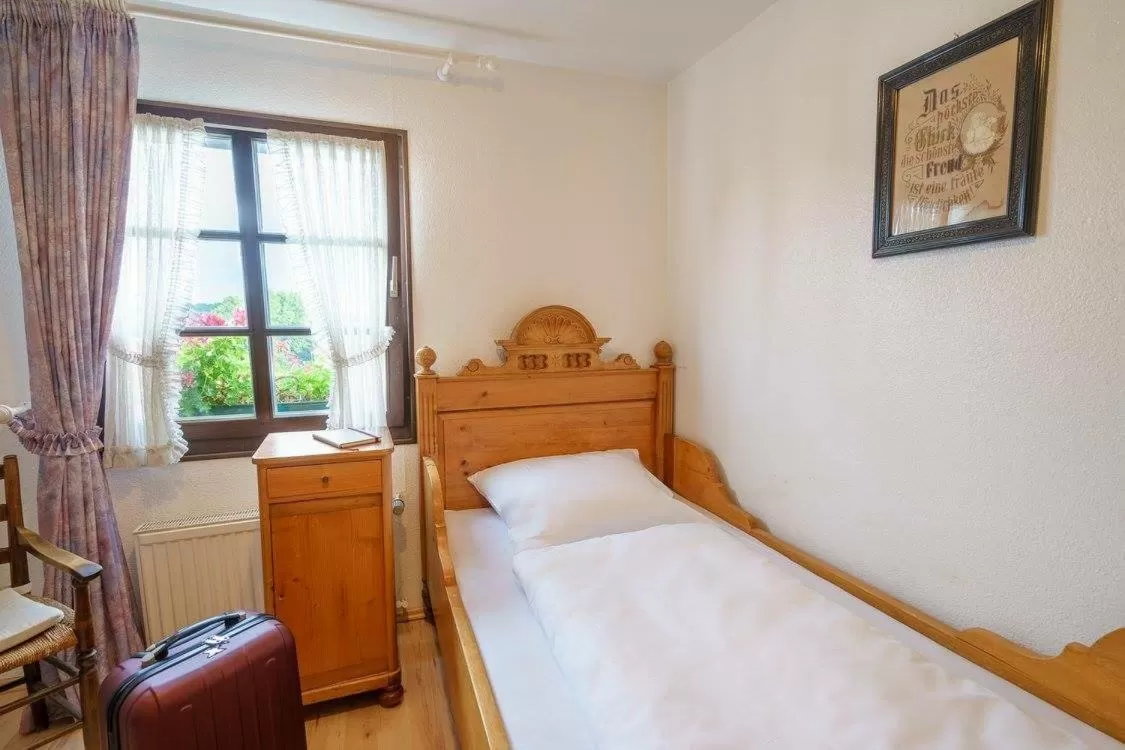 Bed in Hotel zur Post Dabringhausen