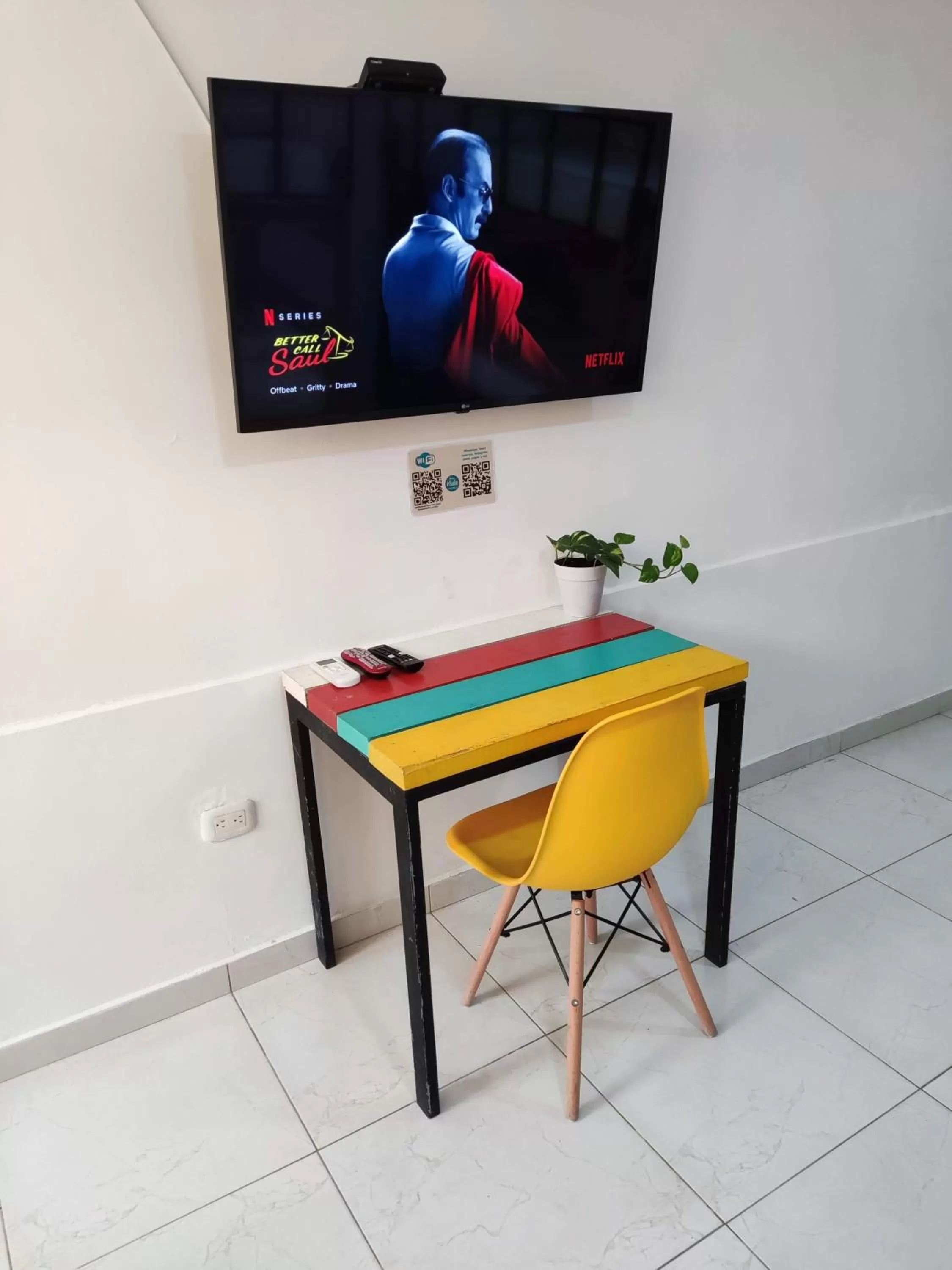 TV/Entertainment Center in Bona Vida Hotel