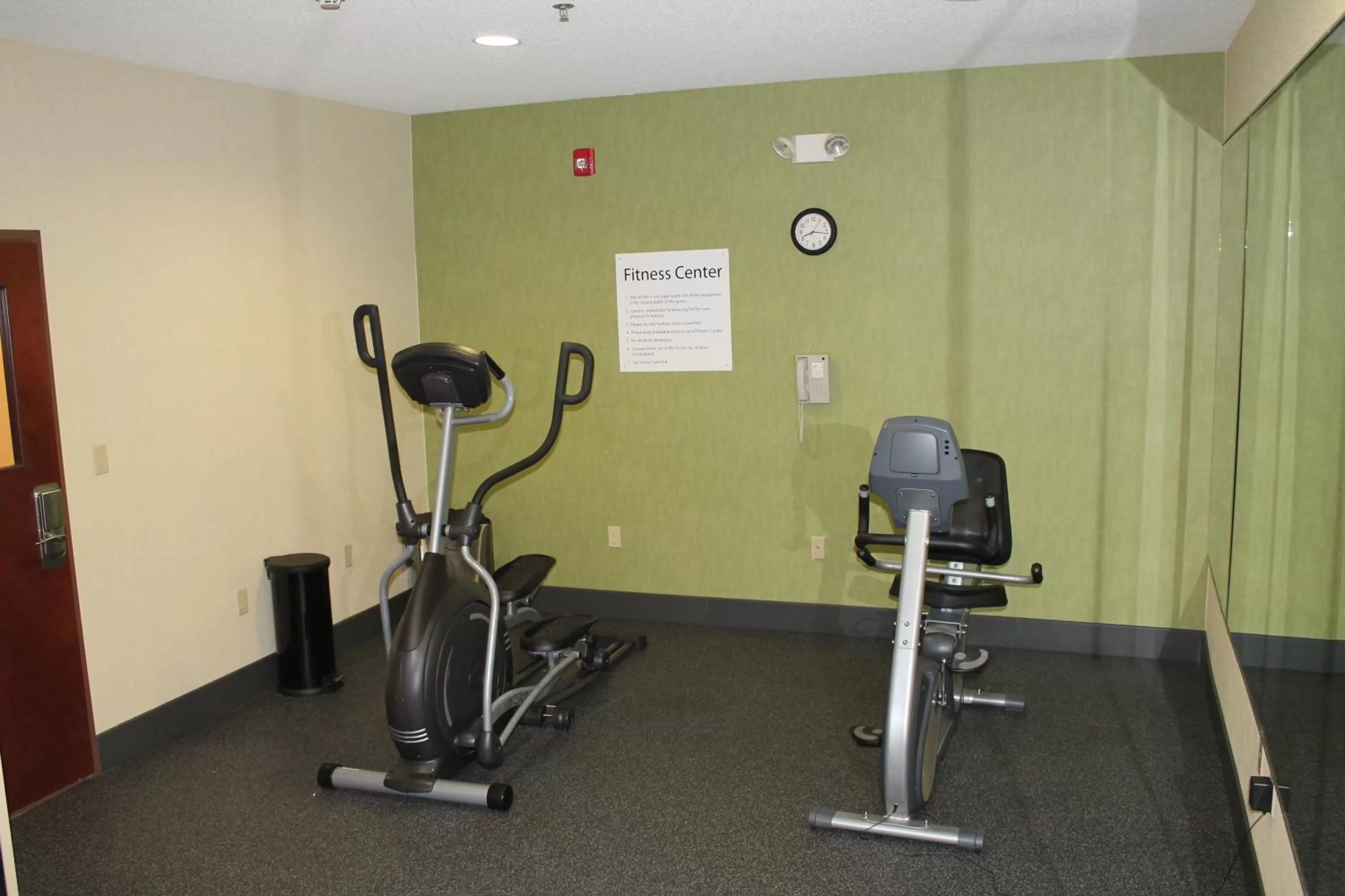 Fitness centre/facilities, Fitness Center/Facilities in Holiday Inn Express Hotel & Suites Starkville, an IHG Hotel