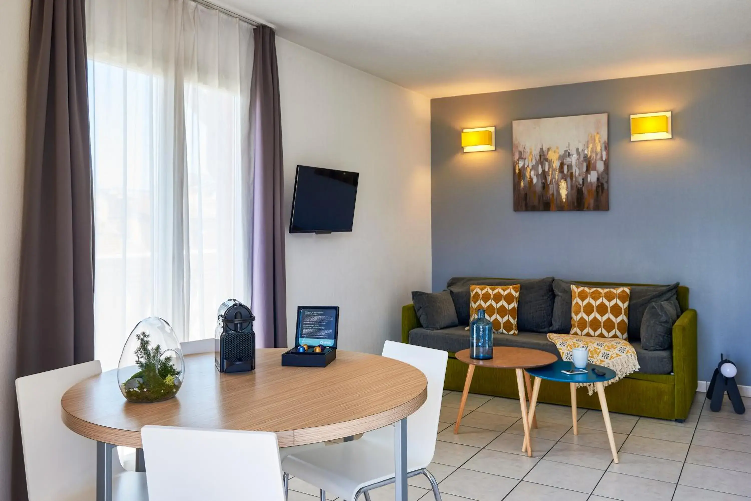 Superior Apartment with Balcony (4 Adults) in Aparthotel Adagio Access Nice Magnan Superior Apartment with Balcony (4 Adults) in Aparthotel Adagio Access Nice Magnan