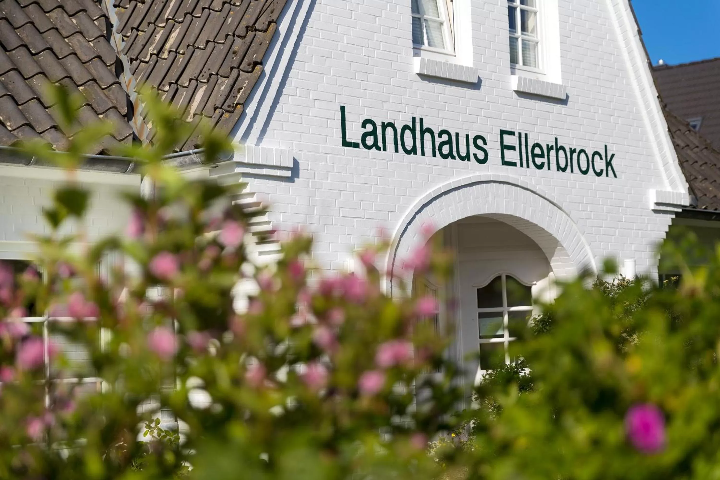 Facade/entrance in Hotel Landhaus Ellerbrock