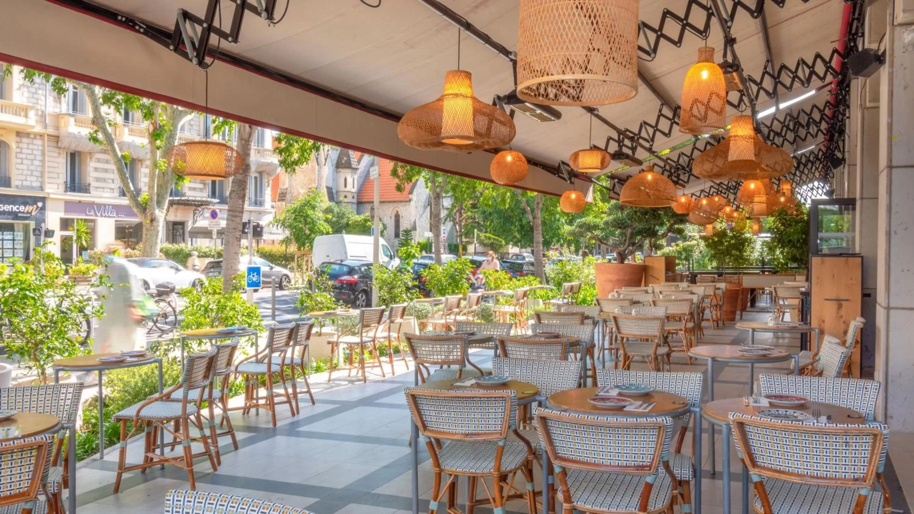 Restaurant/places to eat in Holiday Inn Nice by IHG