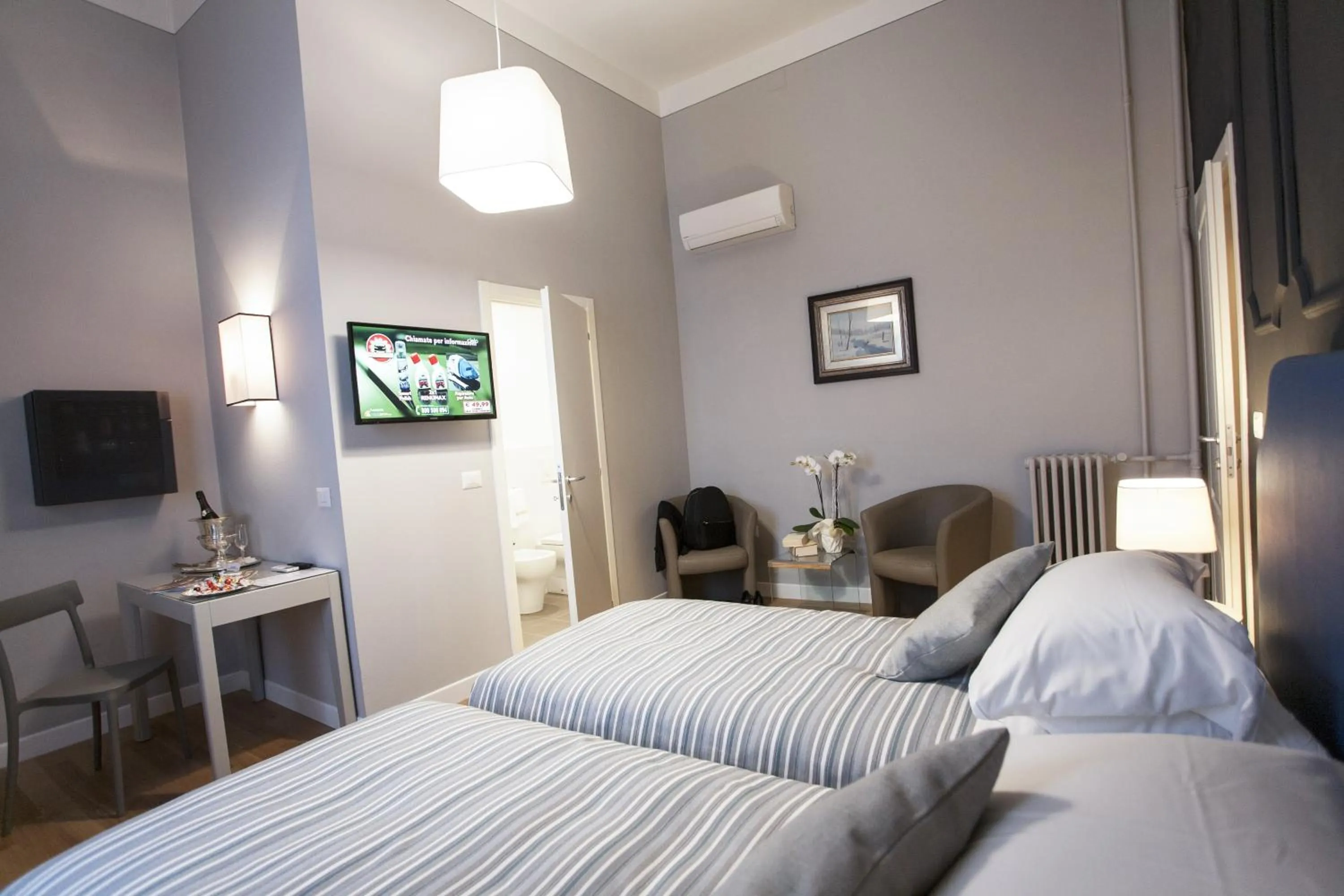 Photo of the whole room, Bed in Hotel Il Sole