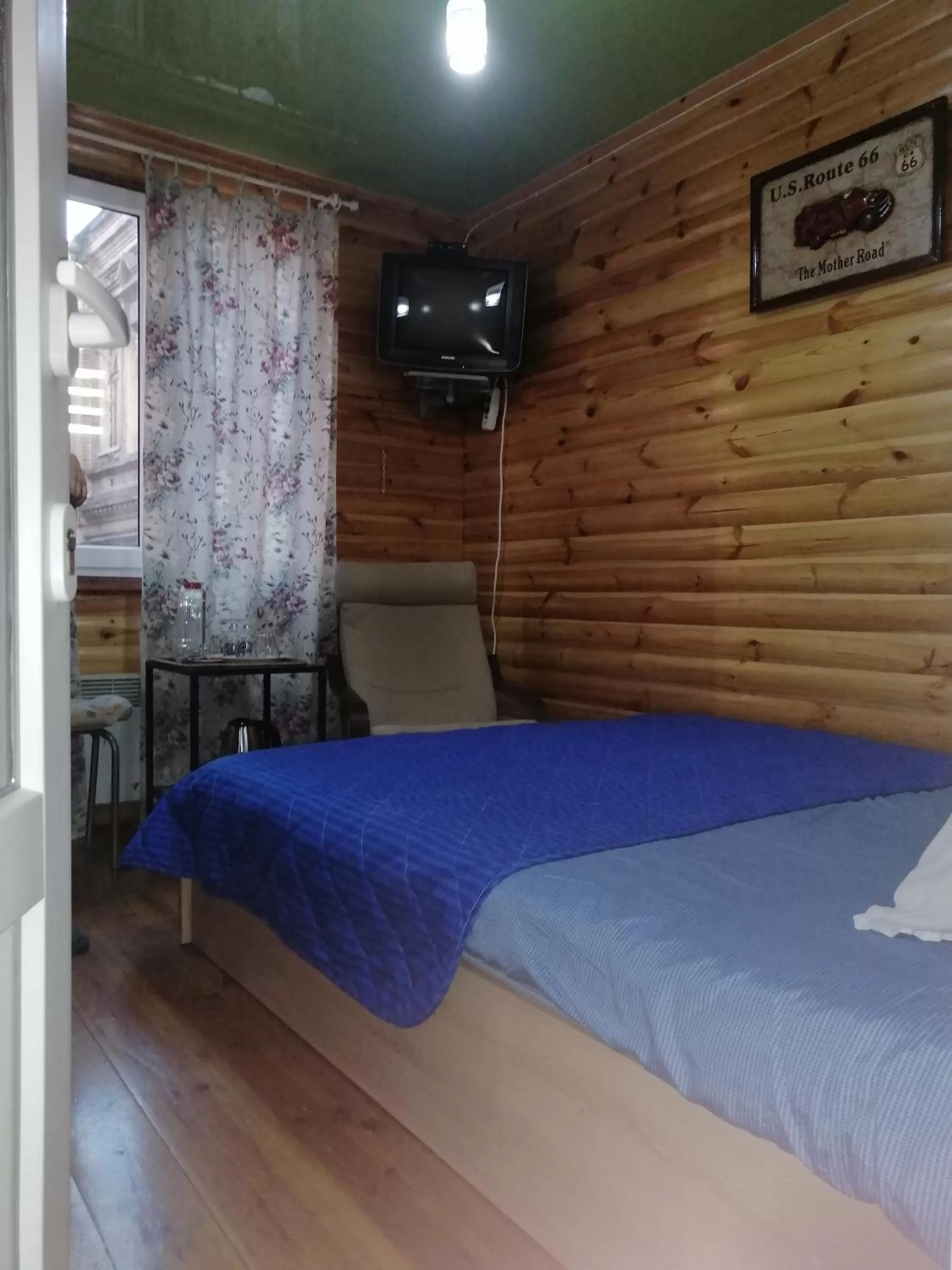 Bed in Yellowunlimited Hotel