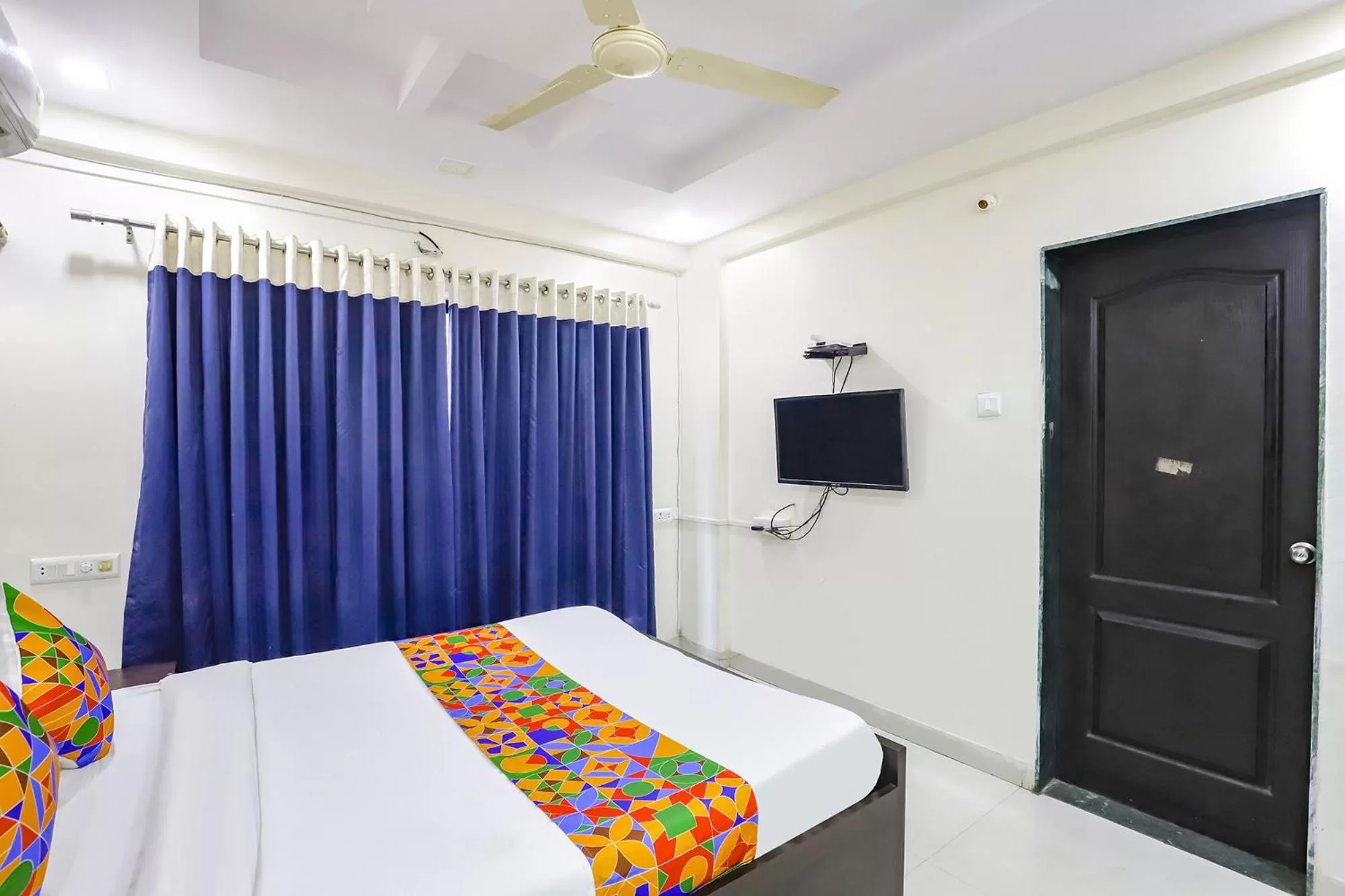 Bed in FabHotel Villa 31