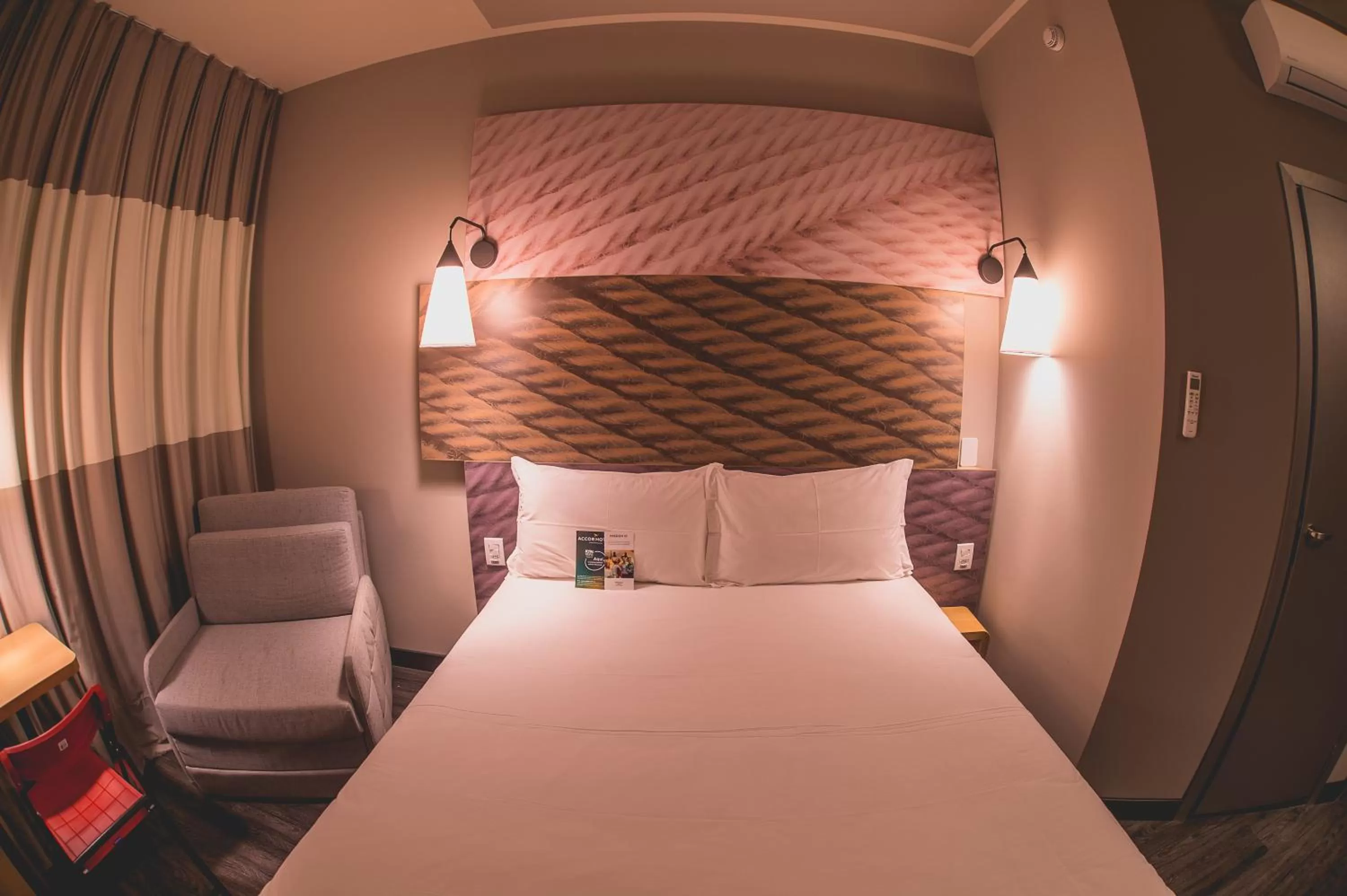 Bed in ibis Carlos Barbosa